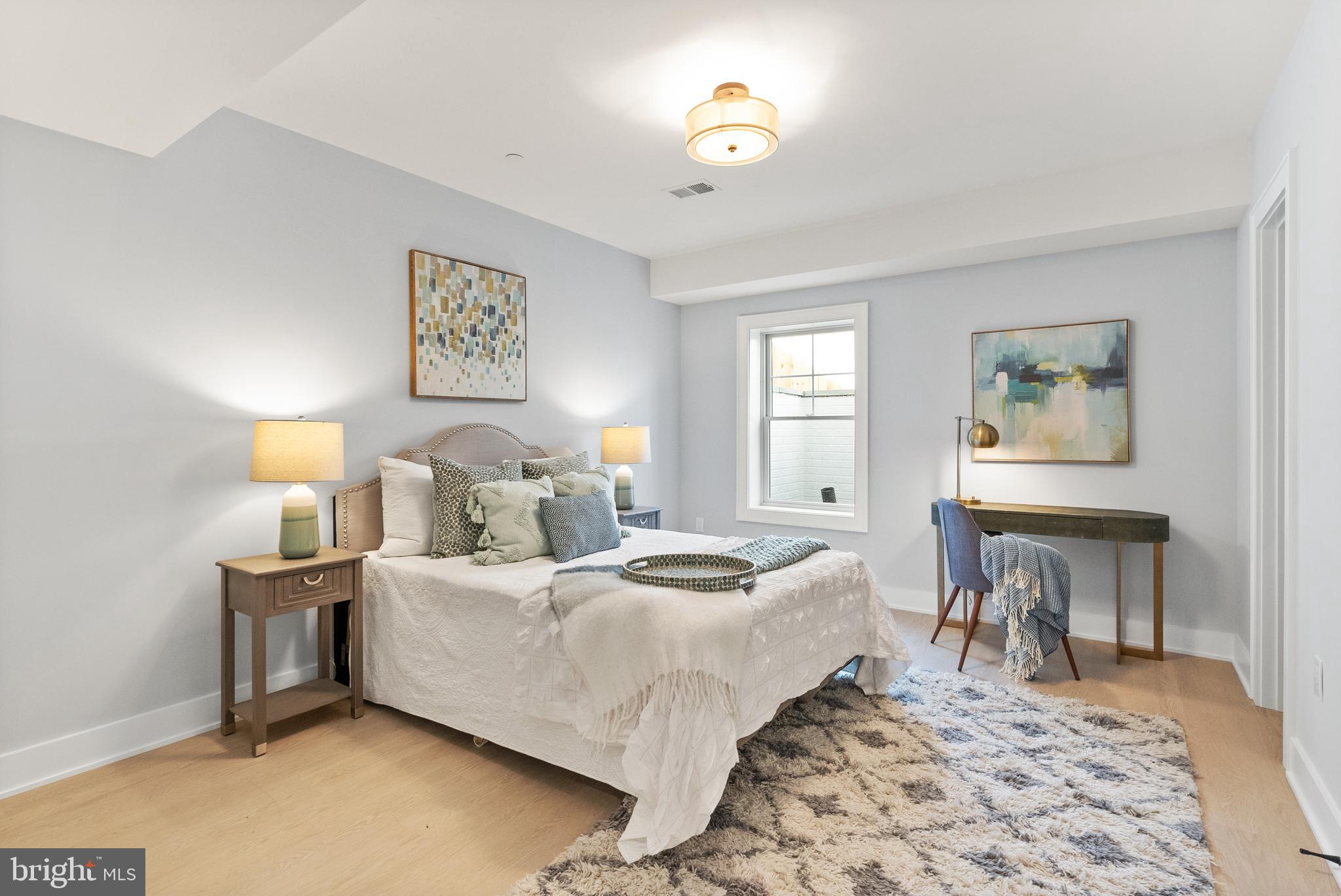 STRATTON WOODS - Residential