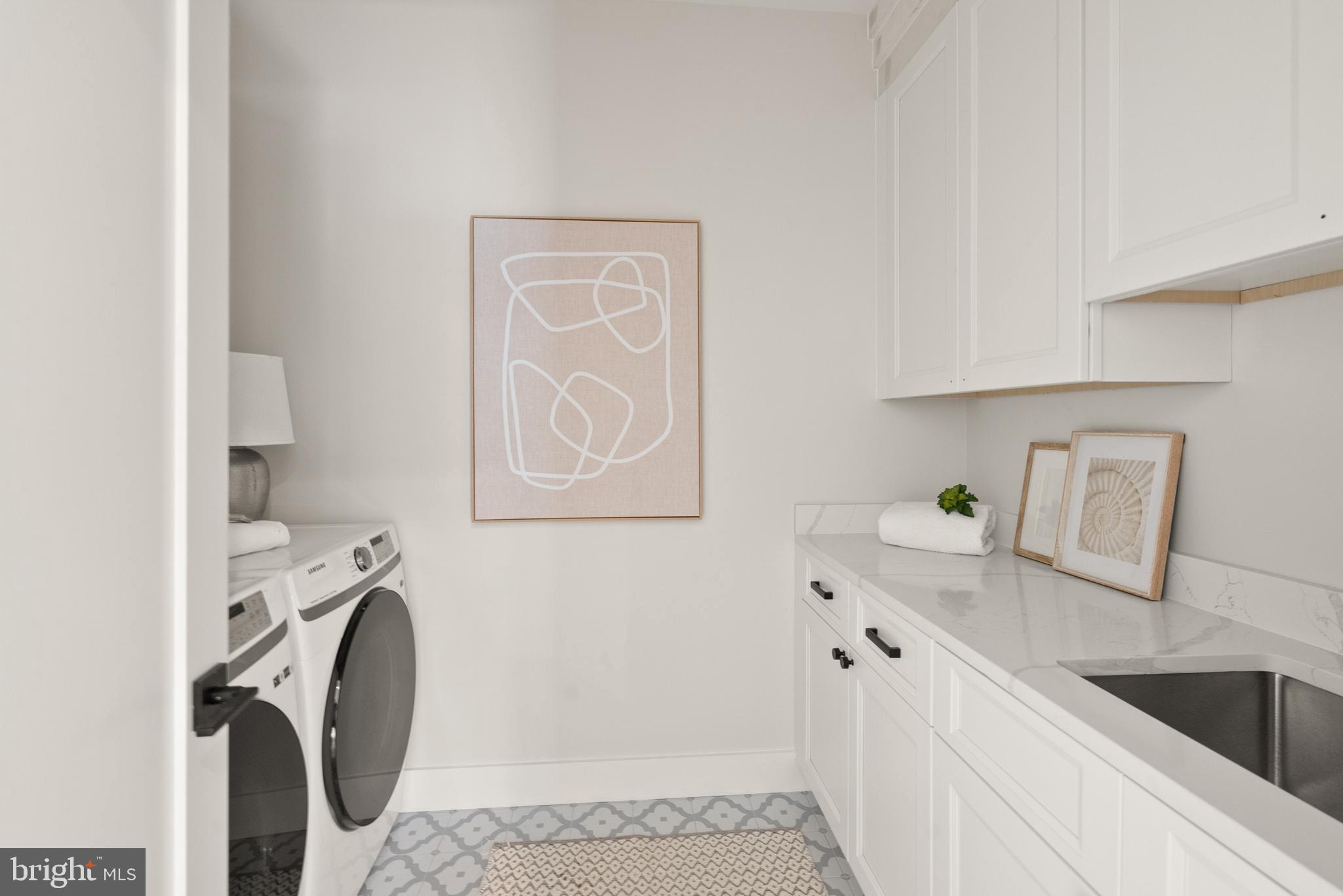 STRATTON WOODS - Residential