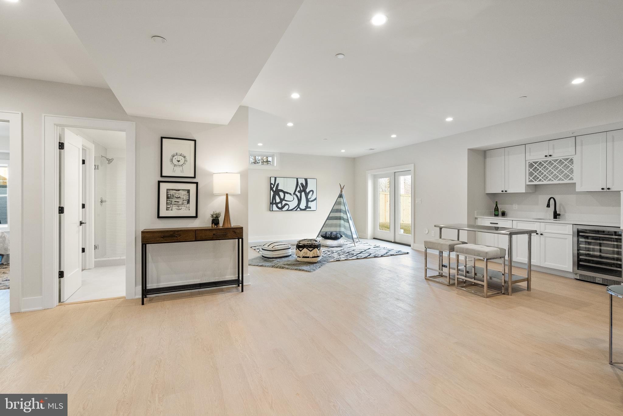 STRATTON WOODS - Residential