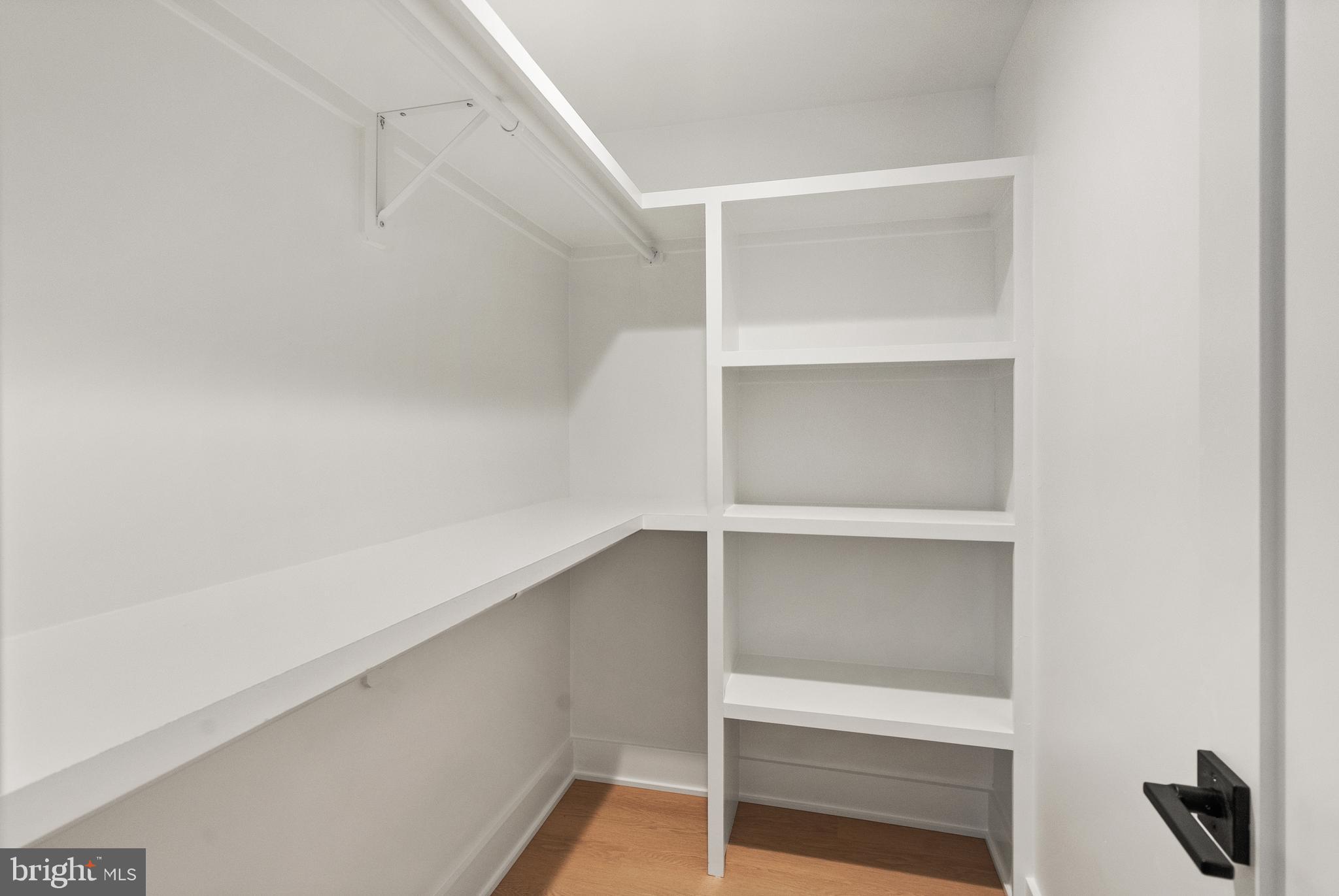 STRATTON WOODS - Residential