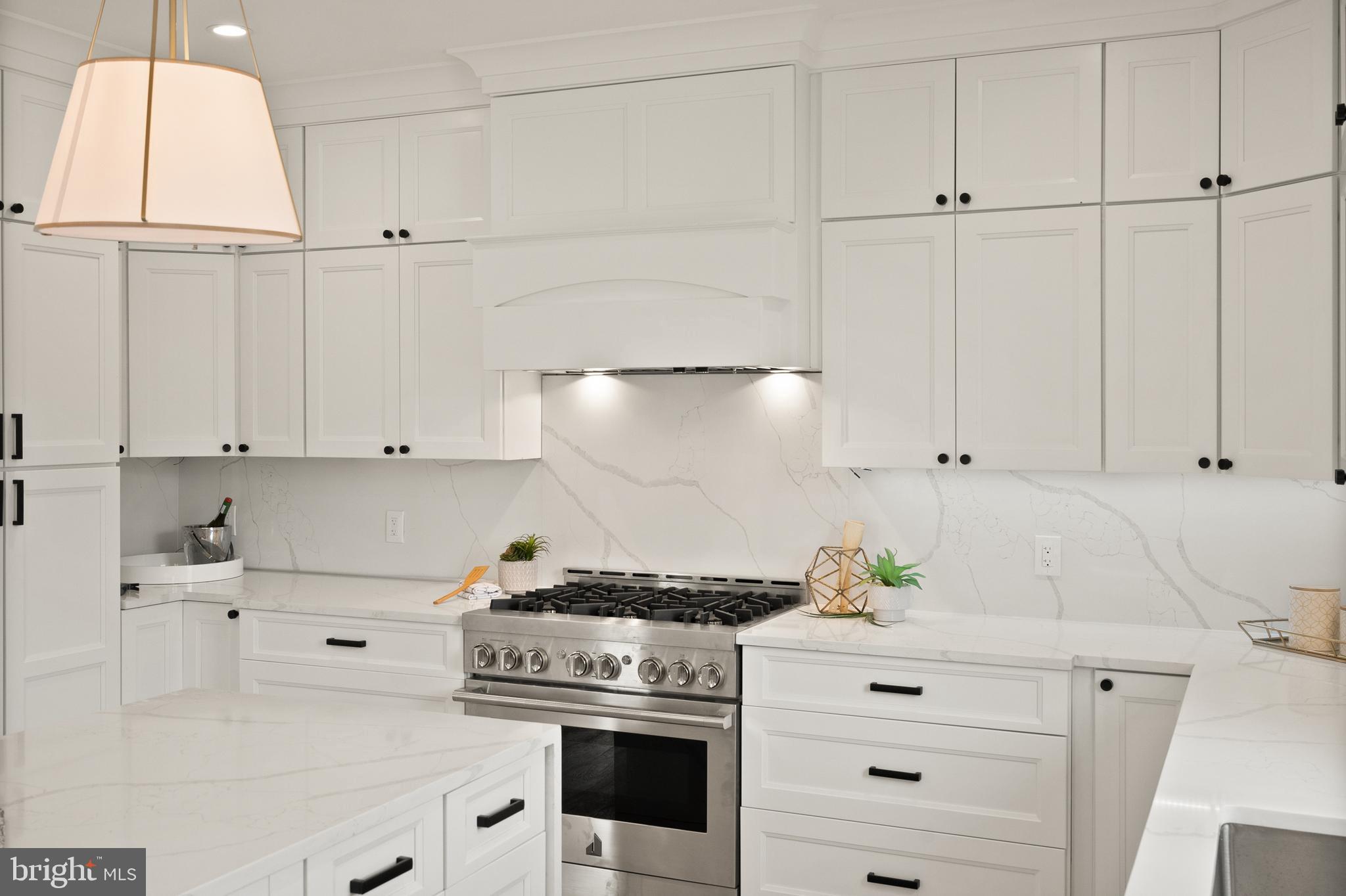 STRATTON WOODS - Residential