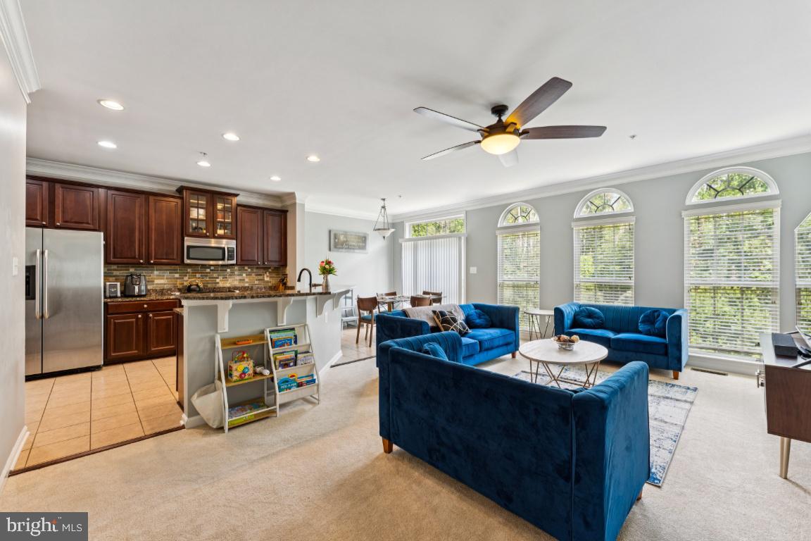 7314 ARCHSINE LANE