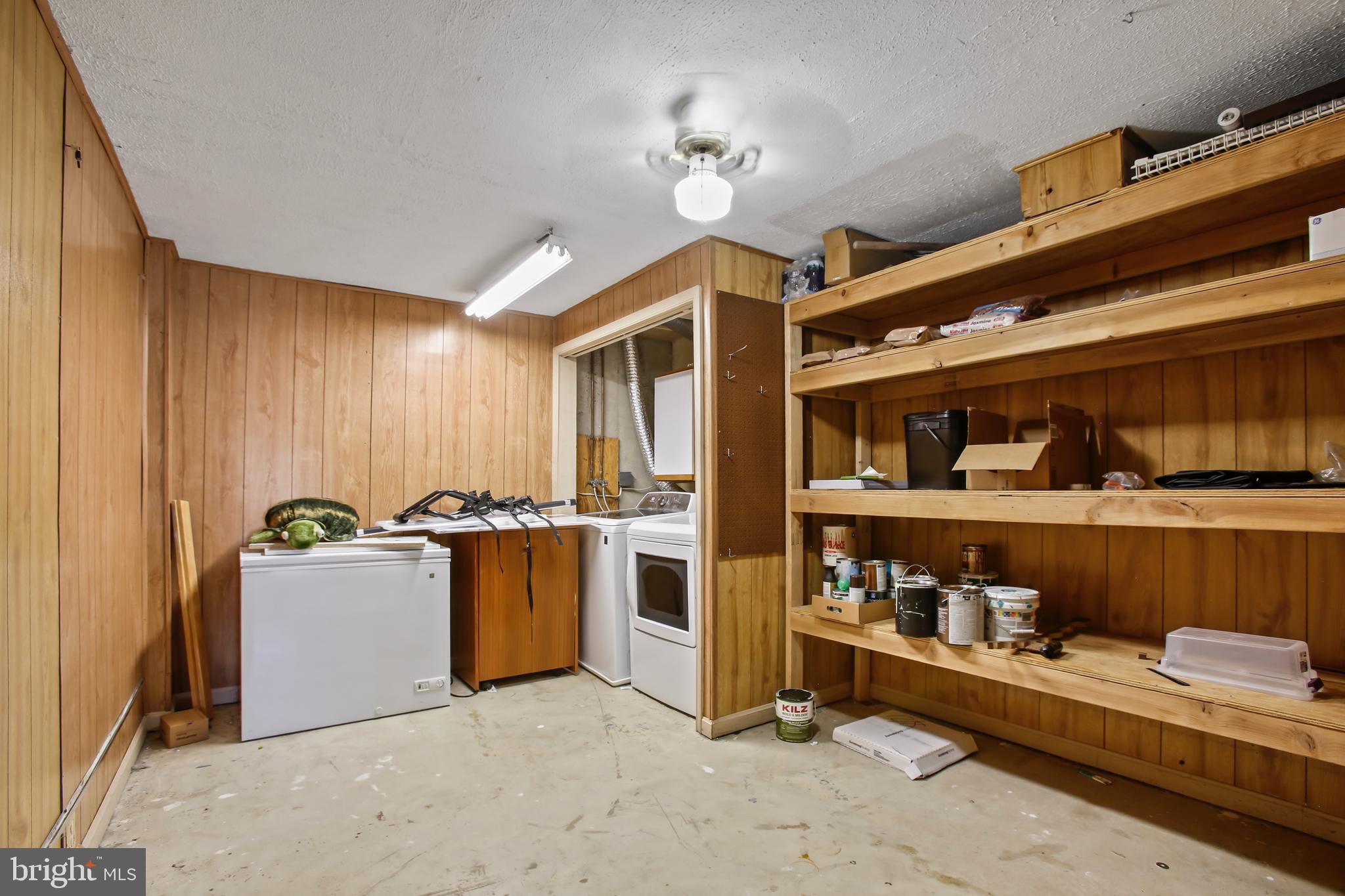 SILVER OAKS - Residential