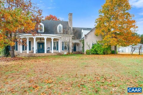 Homes For Sale - 574 Old Kings Rd Rd<br/> Charlotte County, DRAKES BRANCH, VA 23937