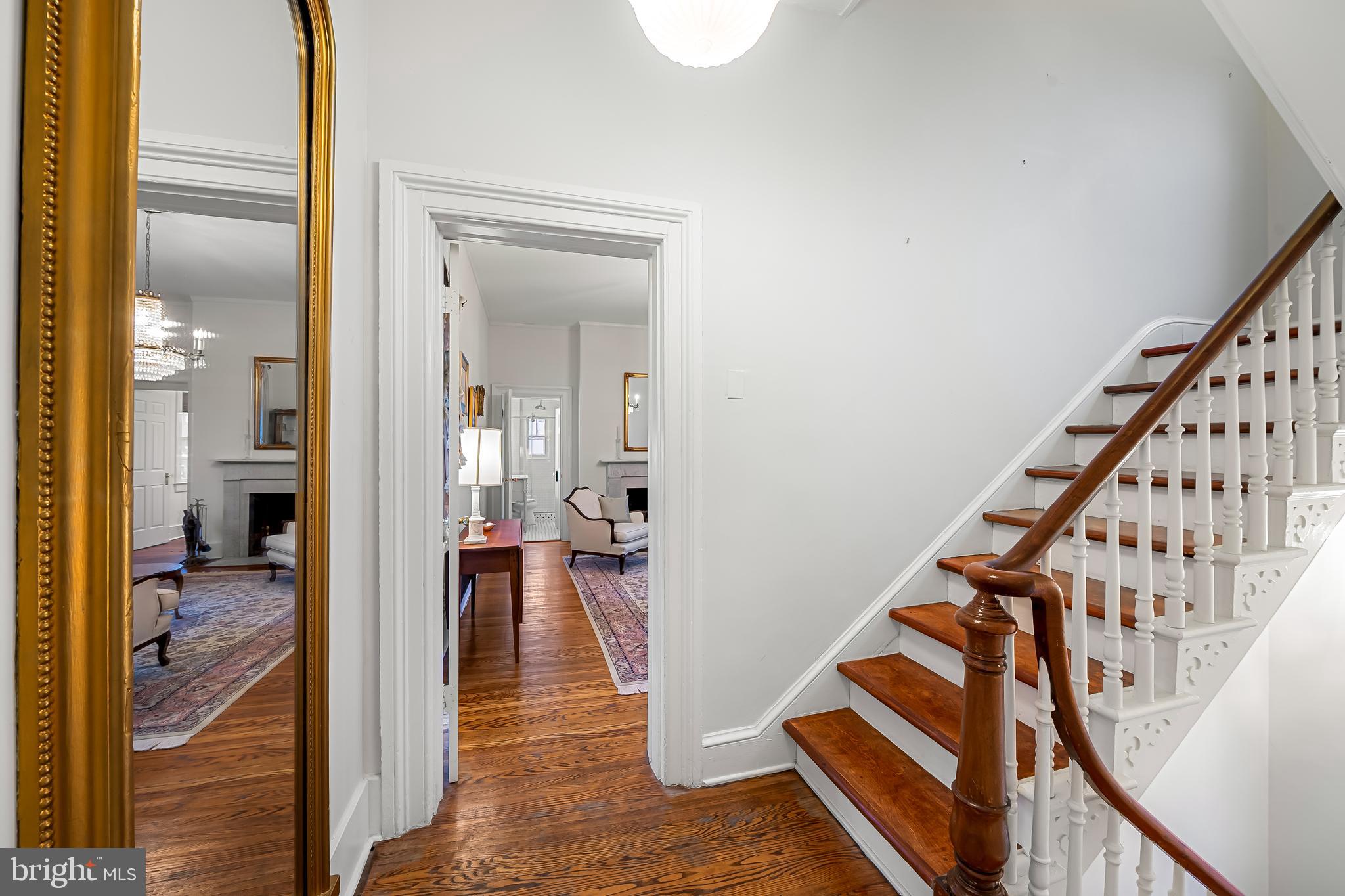 MOUNT VERNON PLACE HISTORIC DISTRICT - Residential