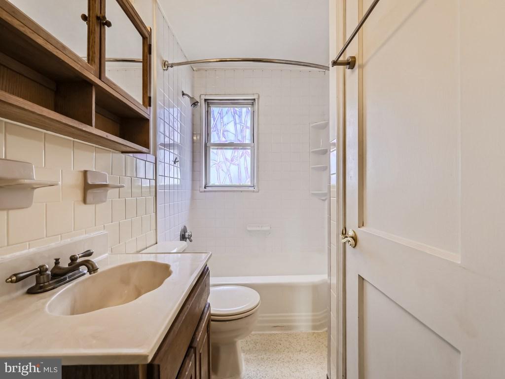 MOUNTAIN FARMS - Residential