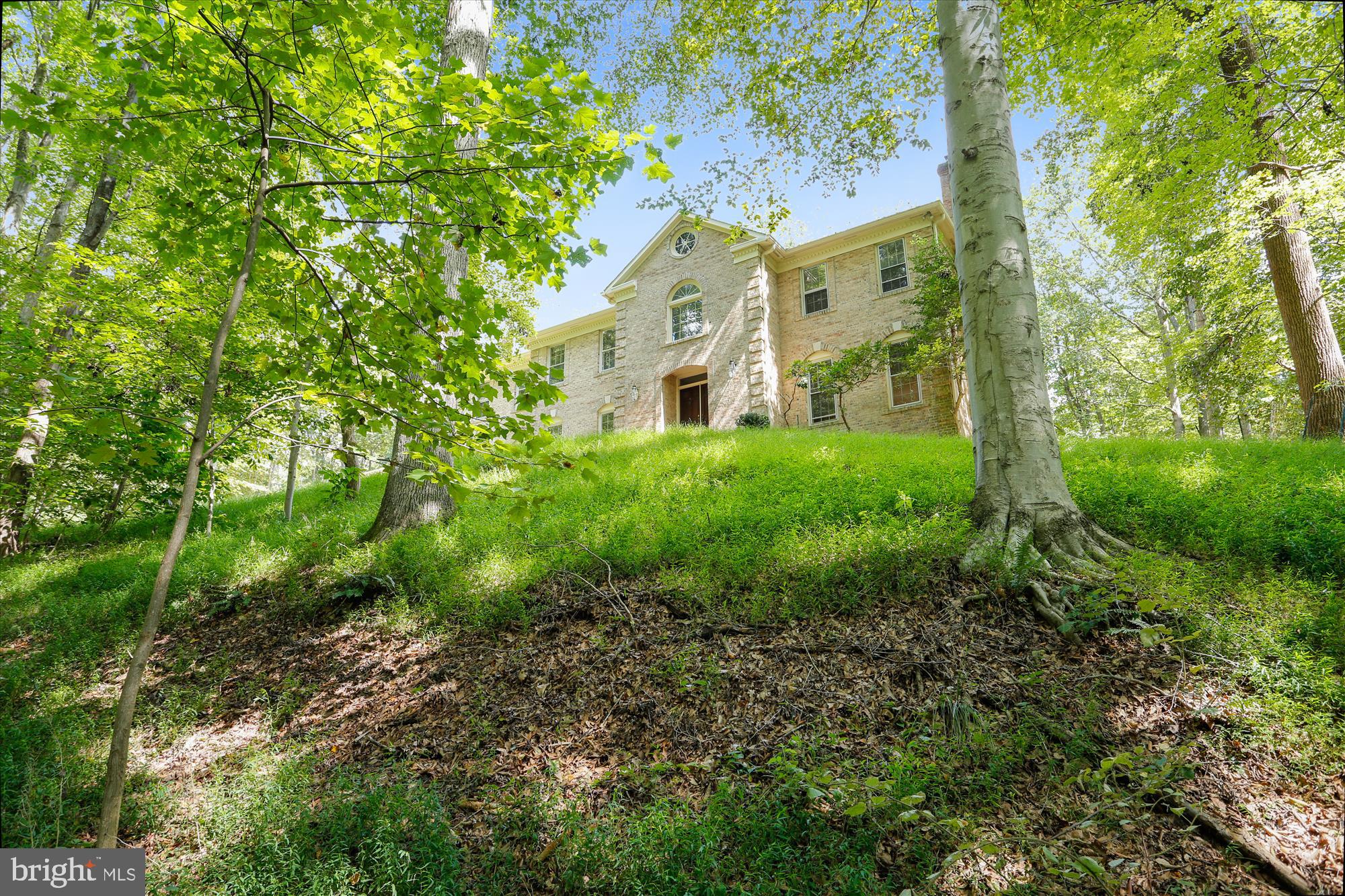 RIVERS EDGE - Residential Lease