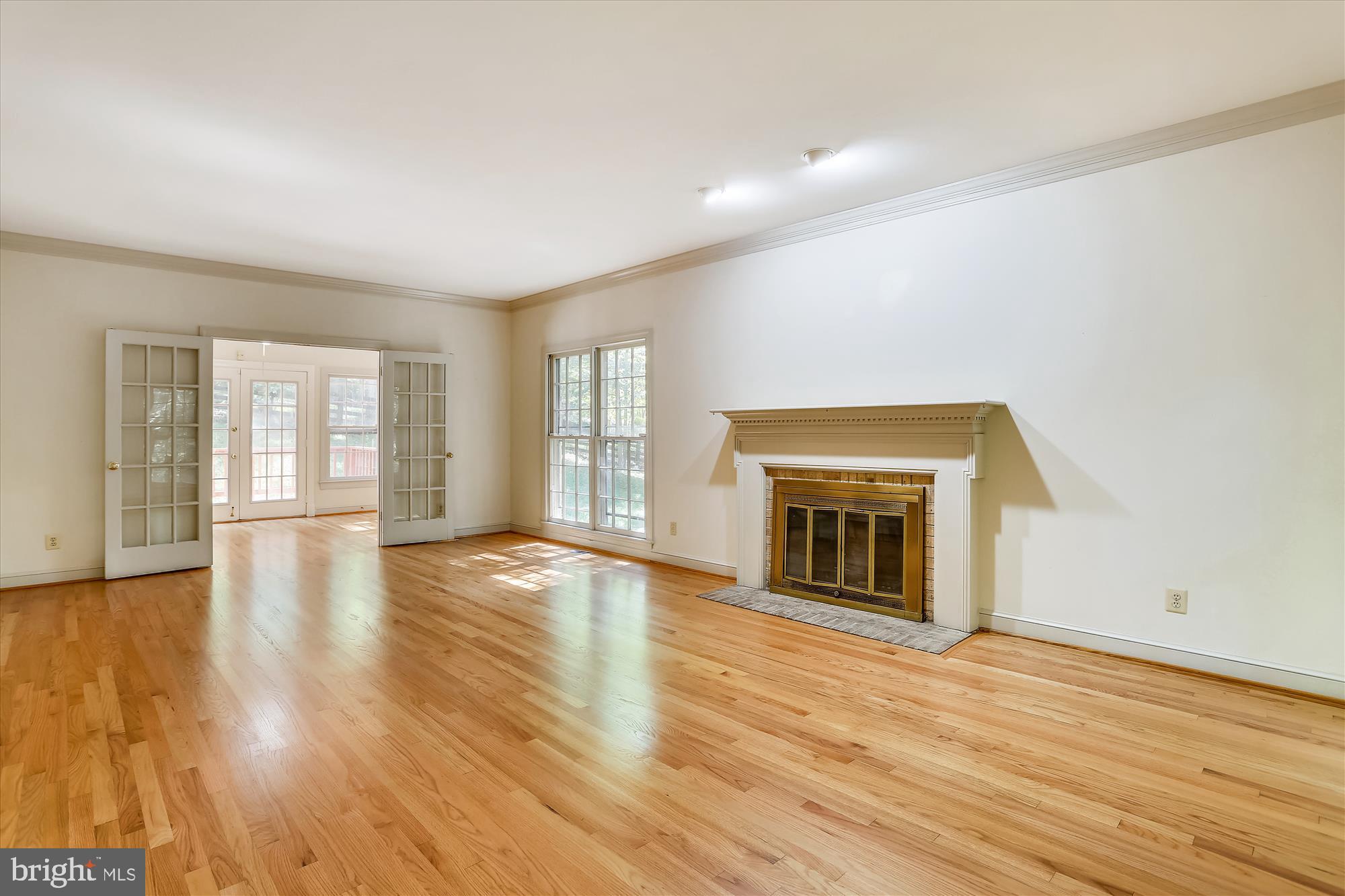 RIVERS EDGE - Residential Lease