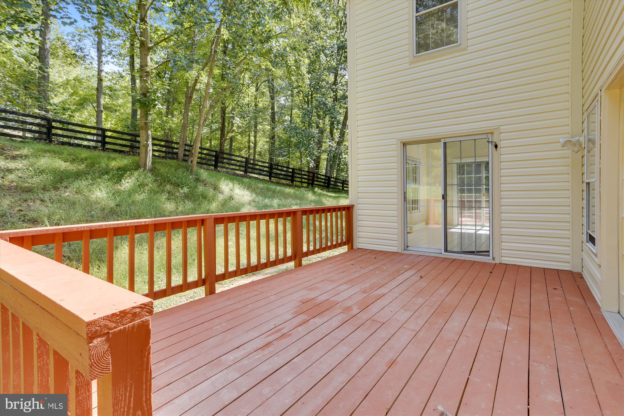 RIVERS EDGE - Residential Lease