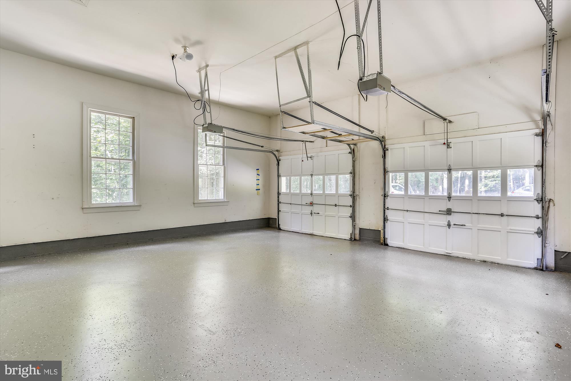 RIVERS EDGE - Residential Lease