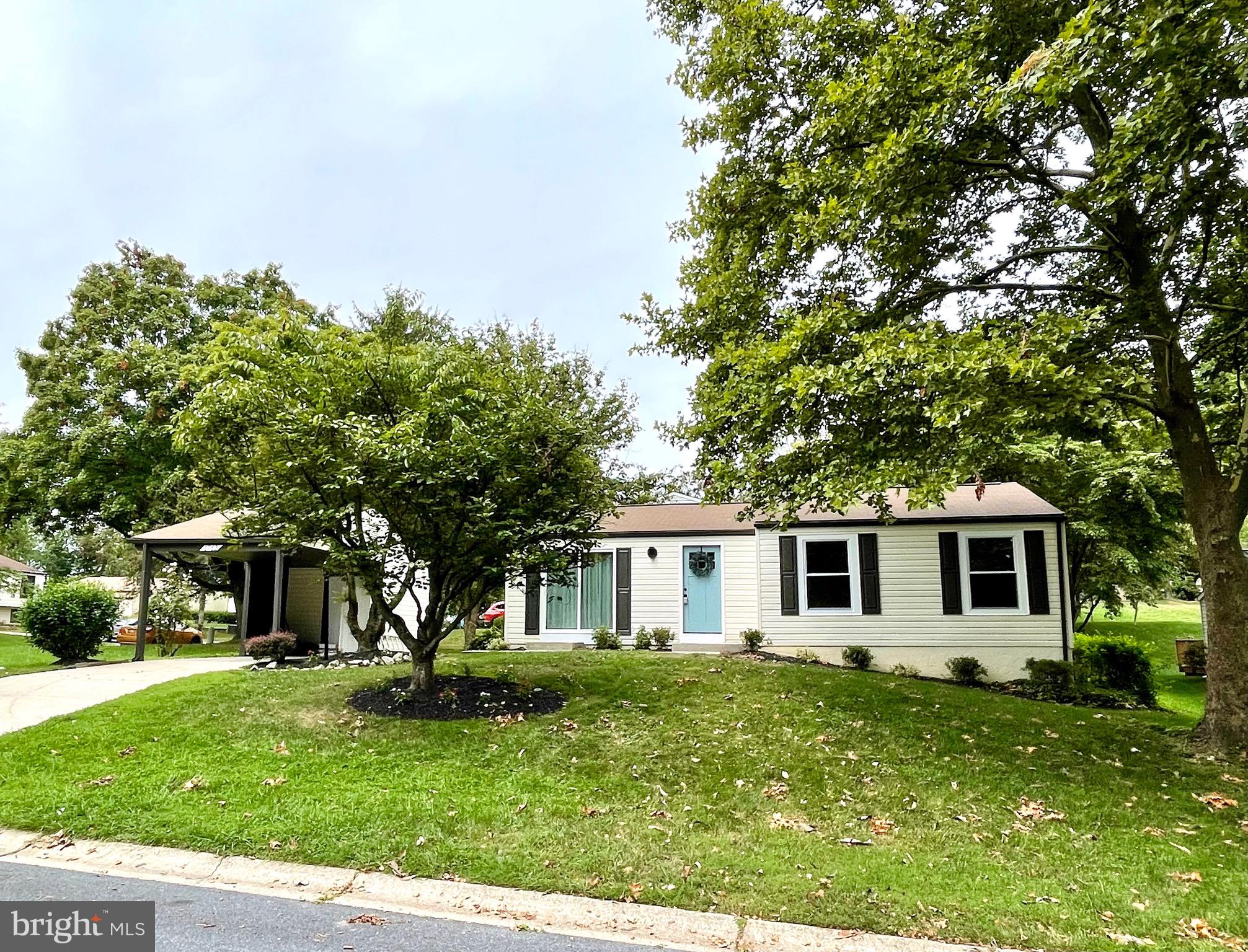 CLEMENS CROSSING - Residential