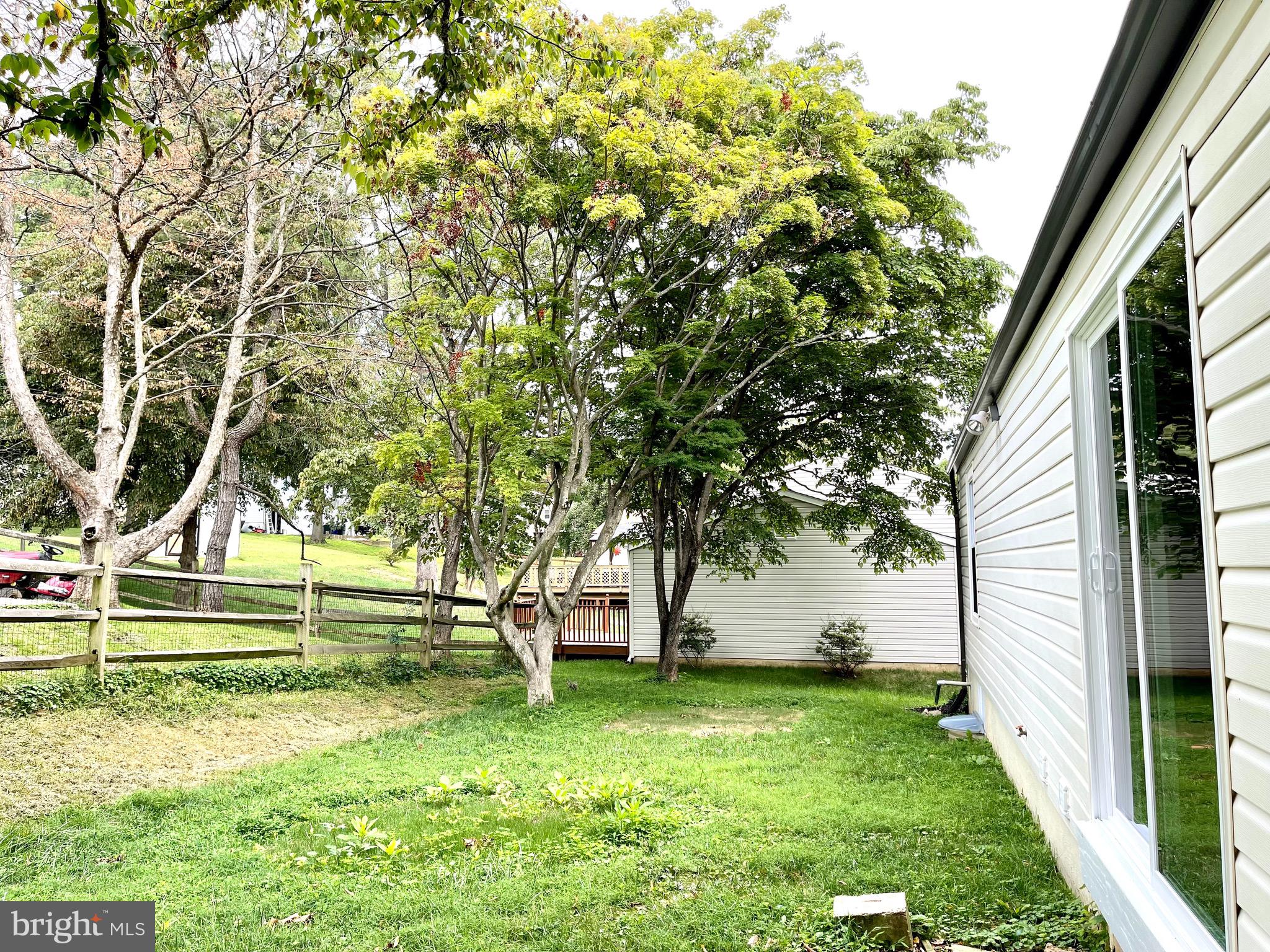 CLEMENS CROSSING - Residential