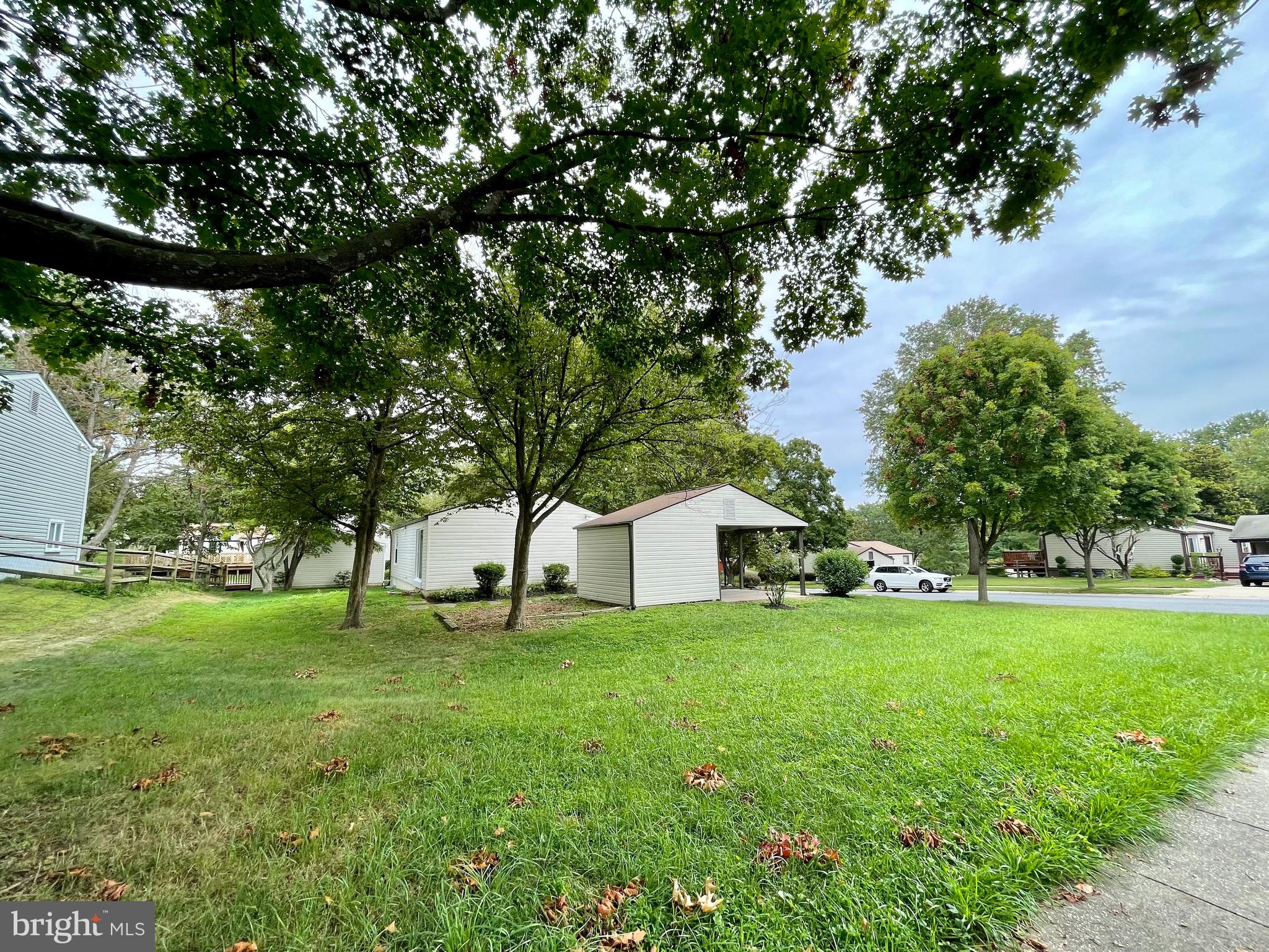 CLEMENS CROSSING - Residential