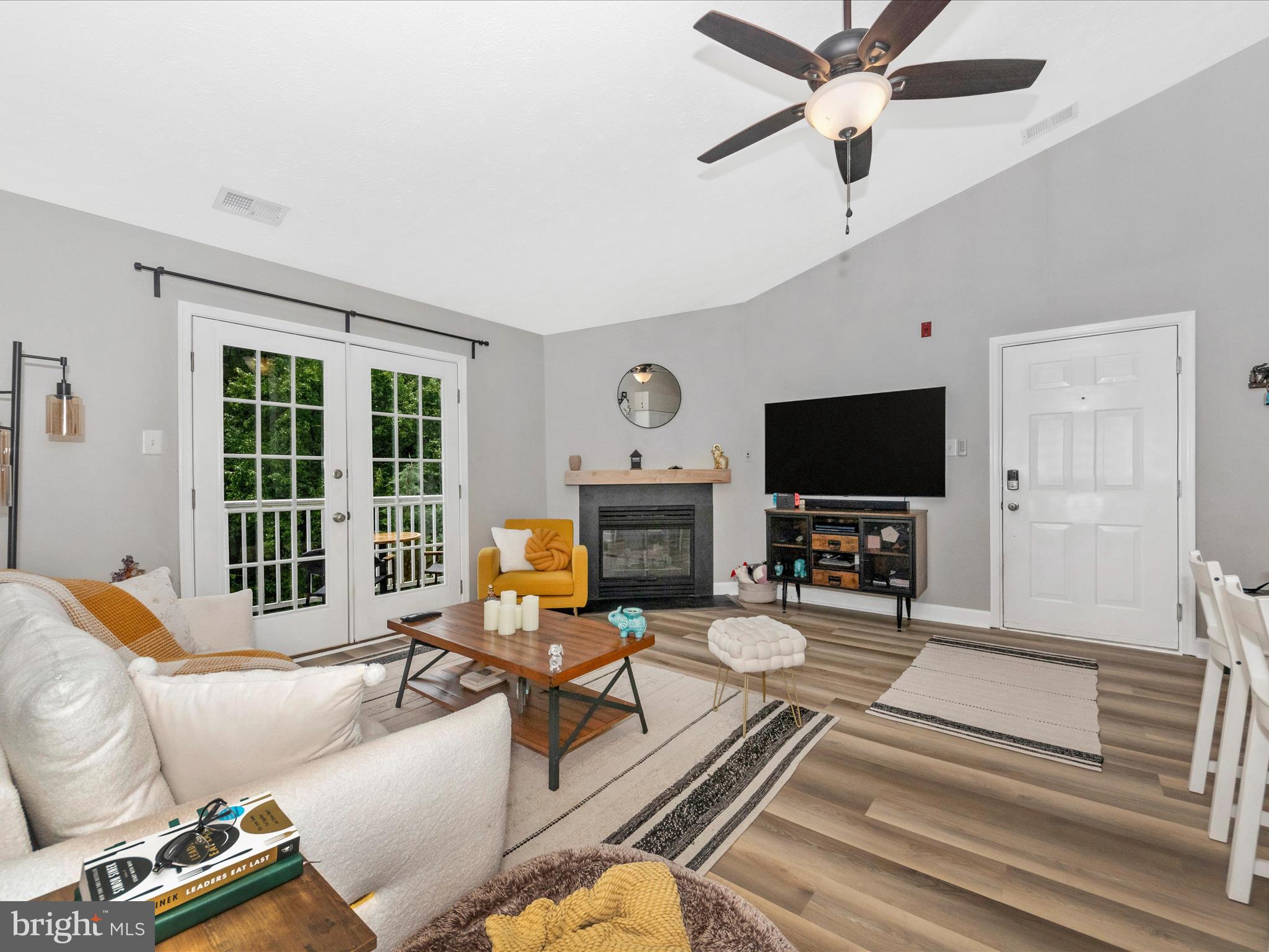 ELKRIDGE TOWN CENTER - Residential