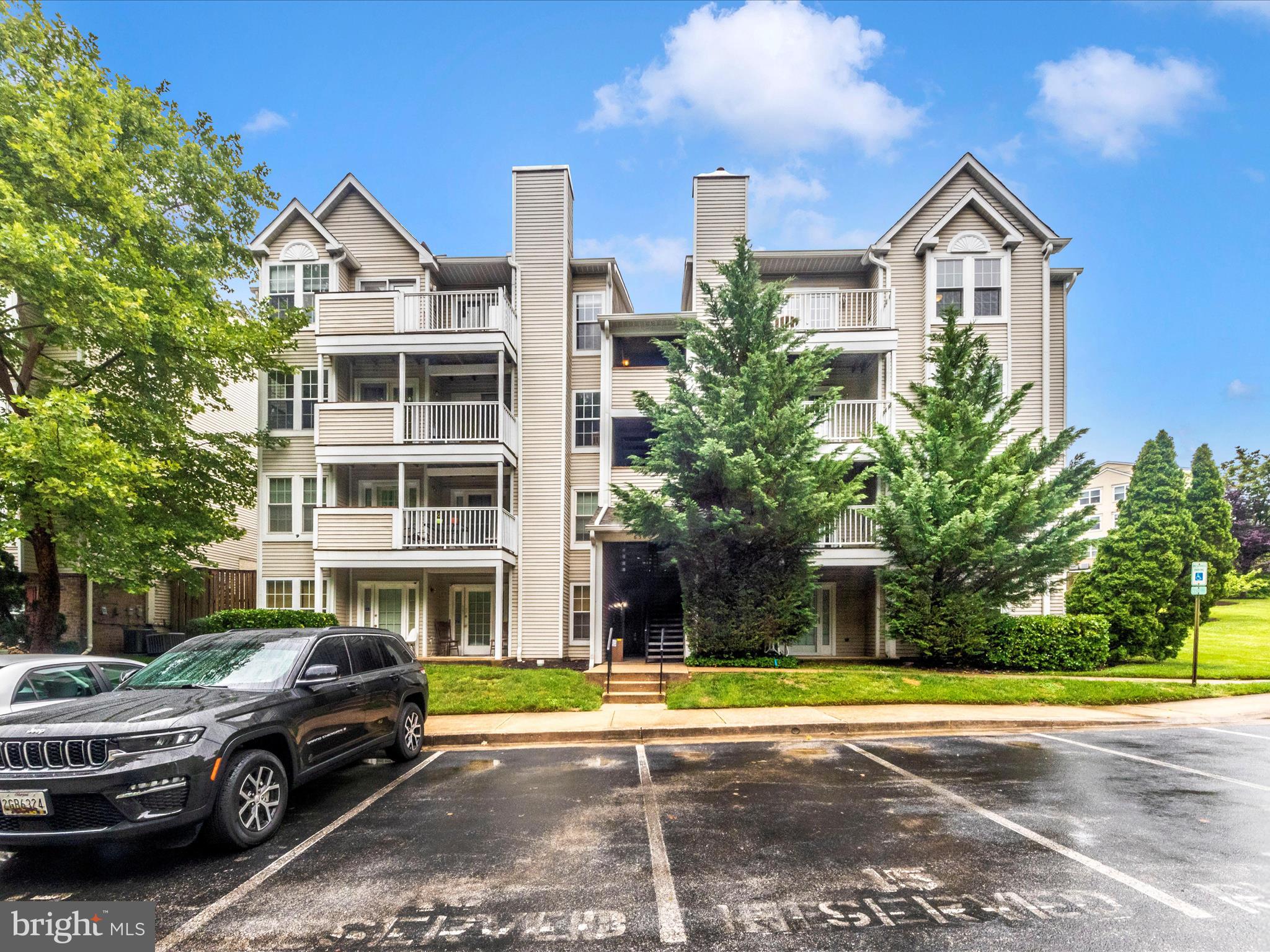 ELKRIDGE TOWN CENTER - Residential