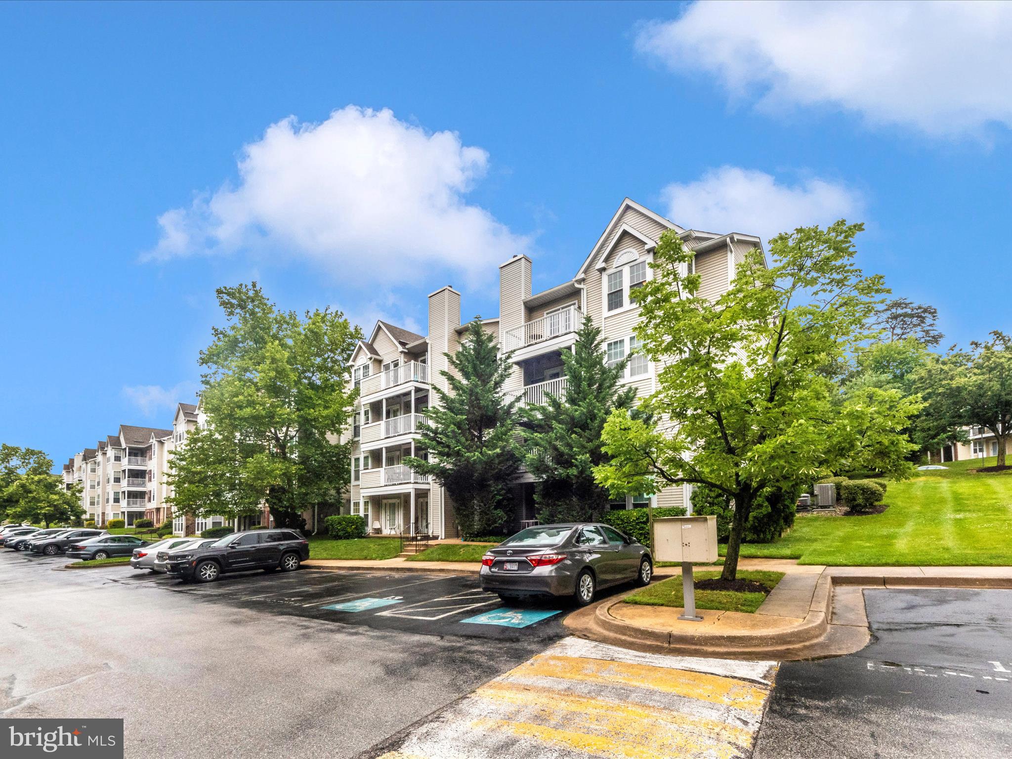 ELKRIDGE TOWN CENTER - Residential
