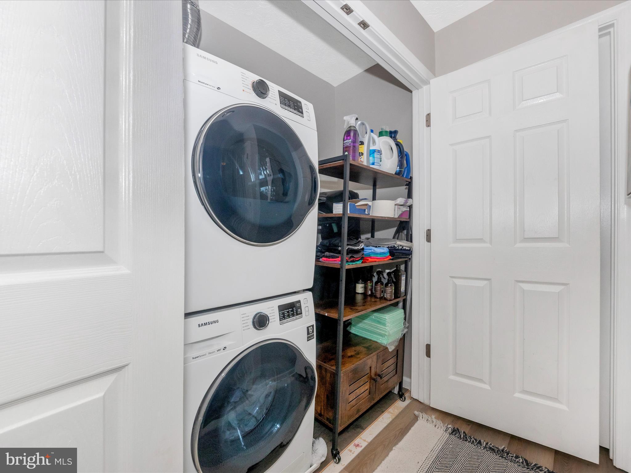 ELKRIDGE TOWN CENTER - Residential