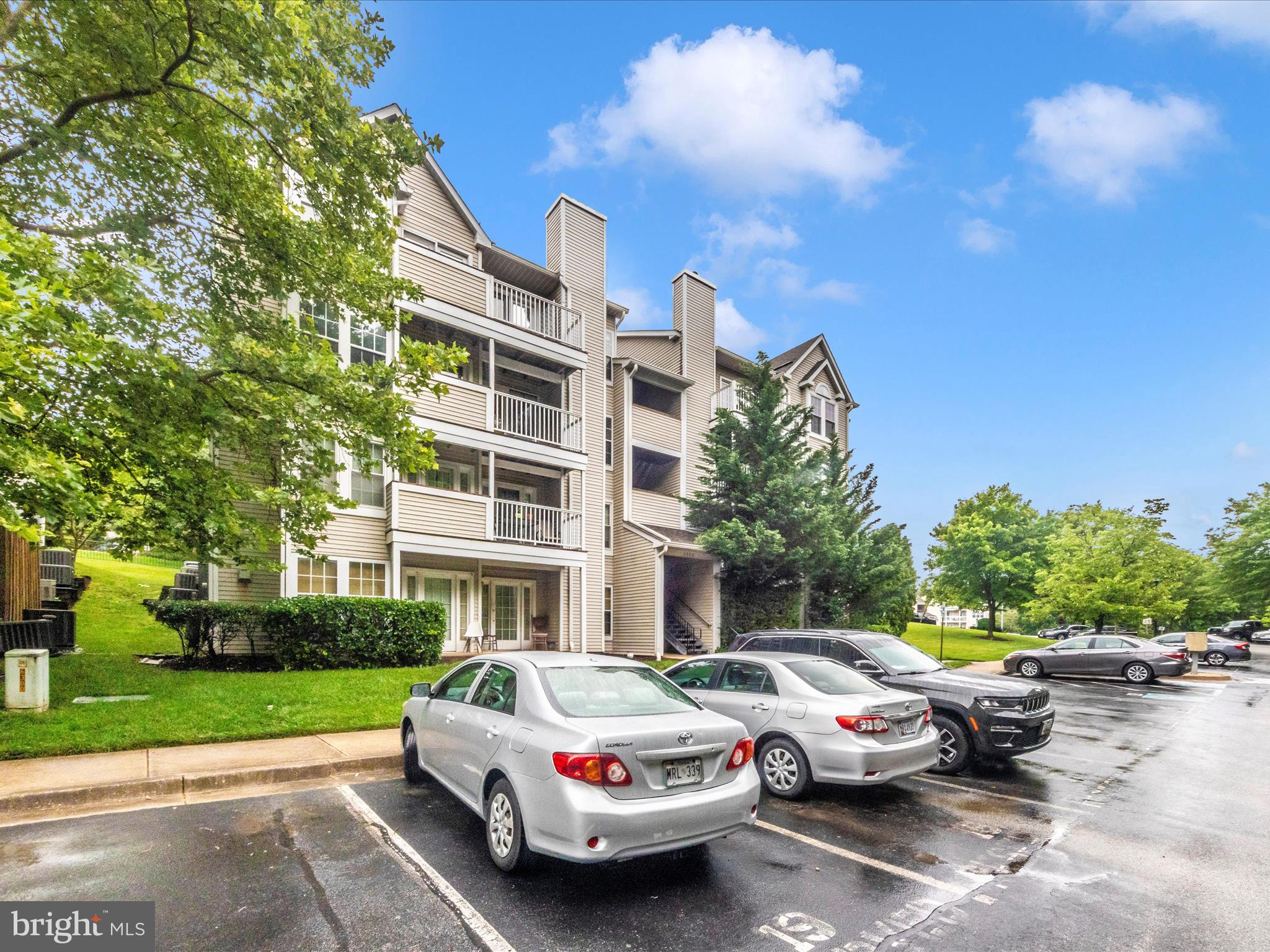 ELKRIDGE TOWN CENTER - Residential