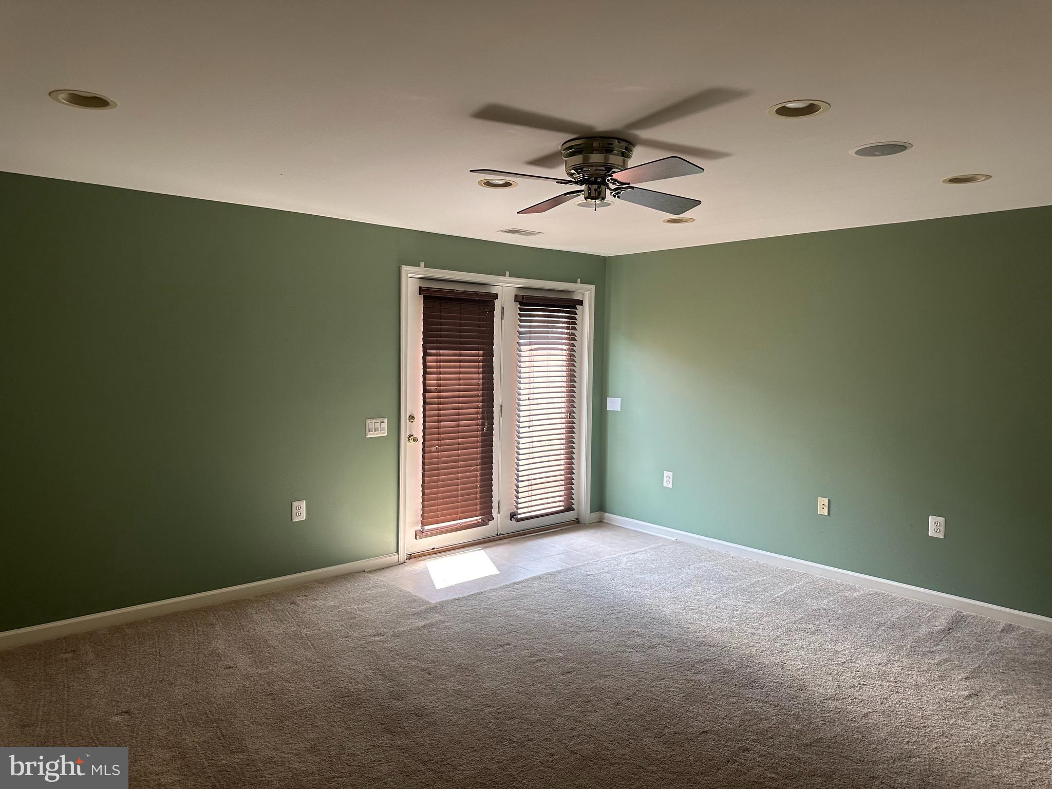 FALLS RUN - Residential