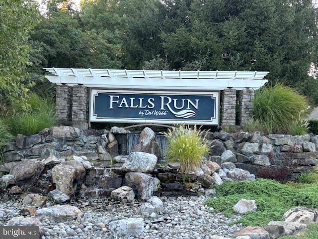 FALLS RUN - Residential