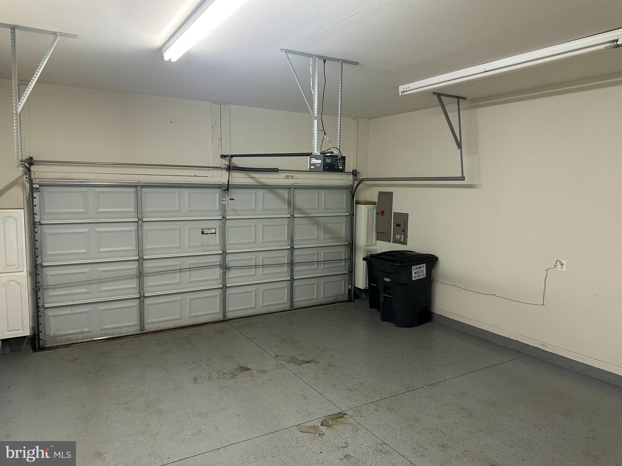 FALLS RUN - Residential