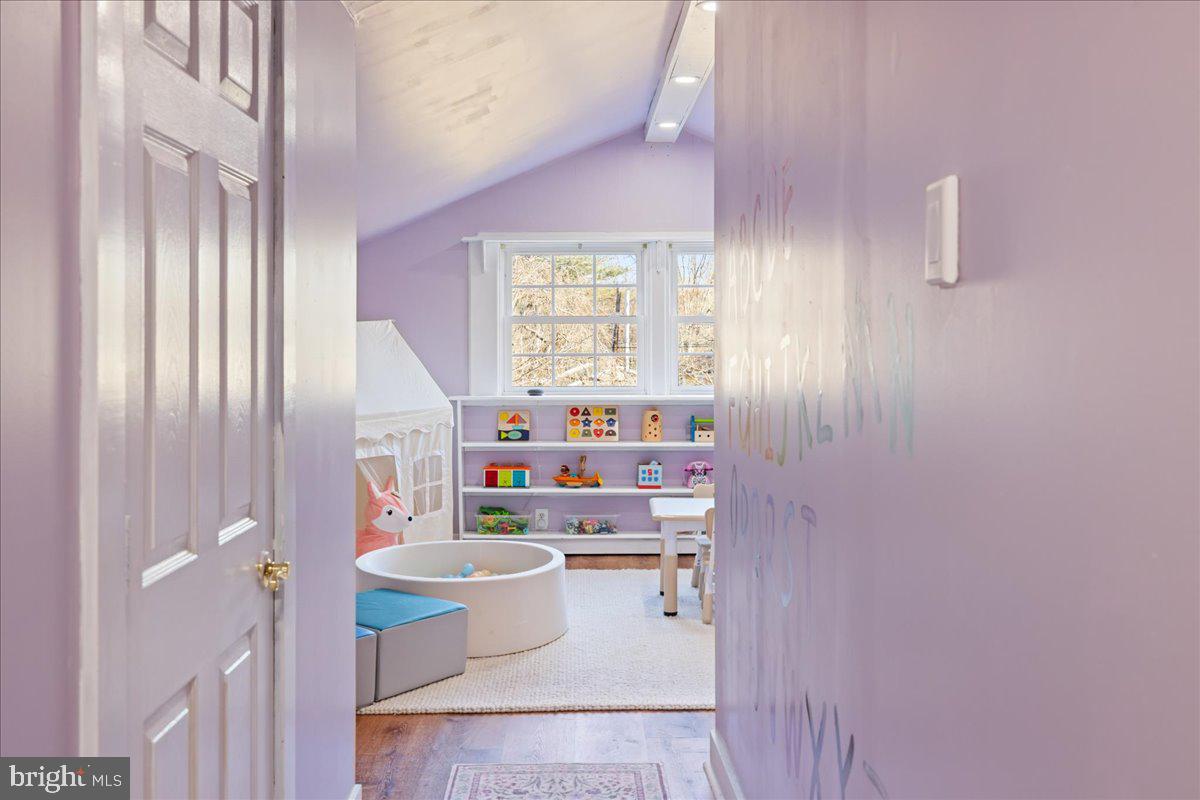 WOODLAND - Residential