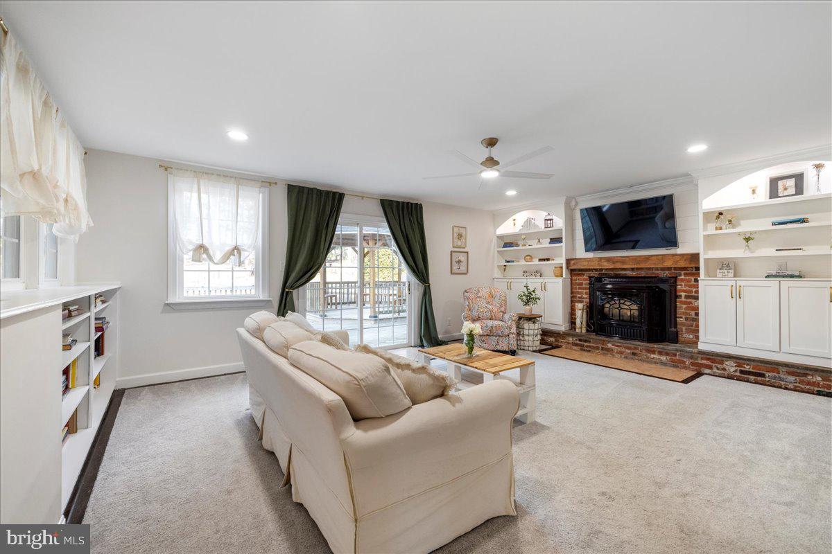 WOODLAND - Residential