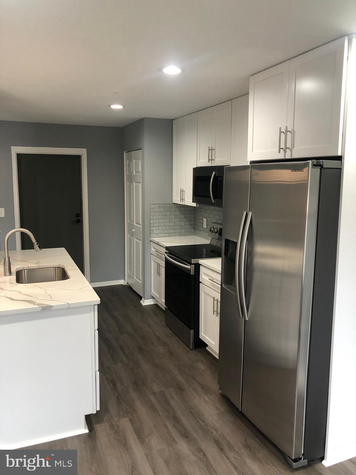 WILLOW WOOD - Residential Lease