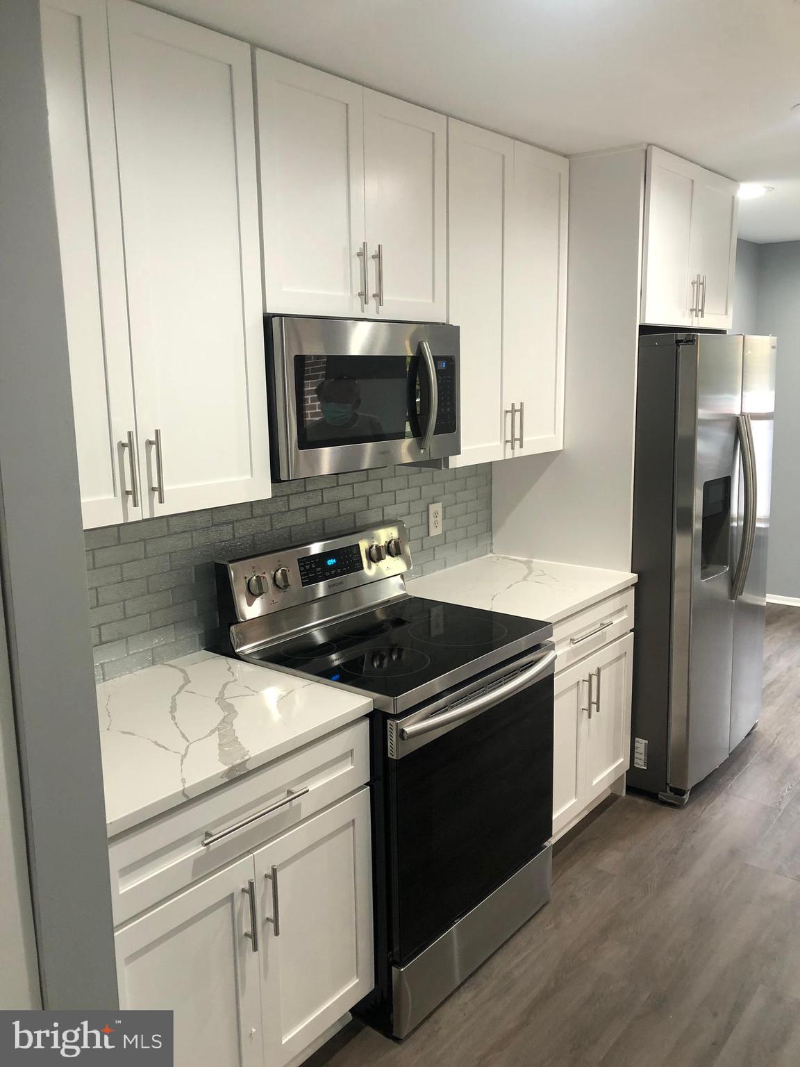 WILLOW WOOD - Residential Lease