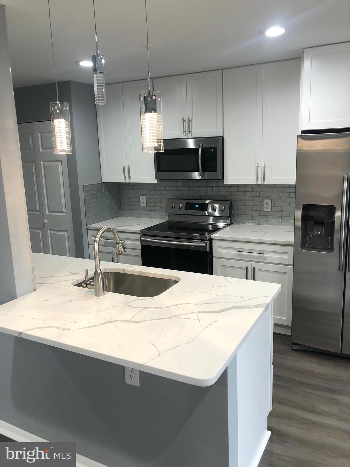 WILLOW WOOD - Residential Lease