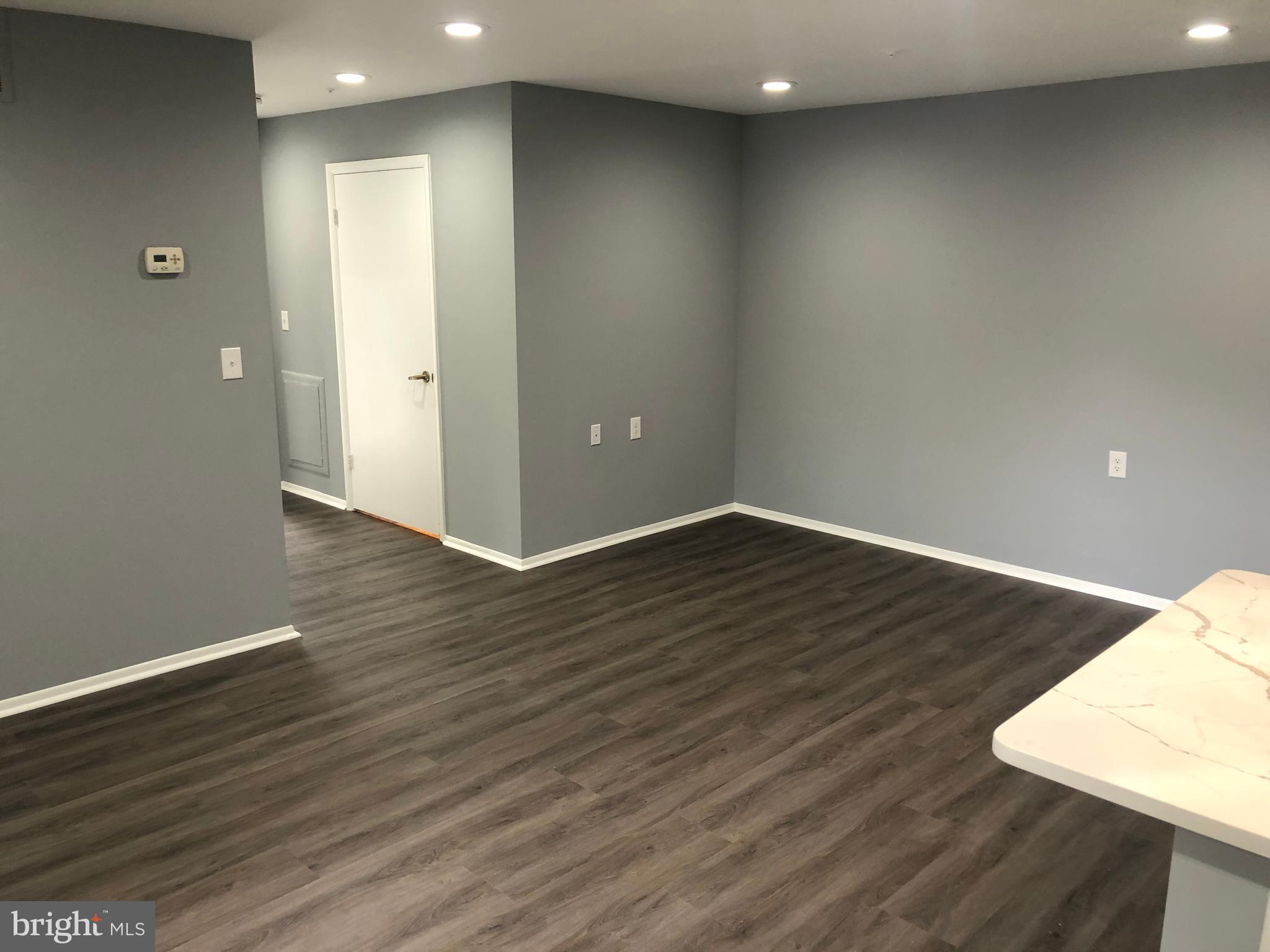 WILLOW WOOD - Residential Lease