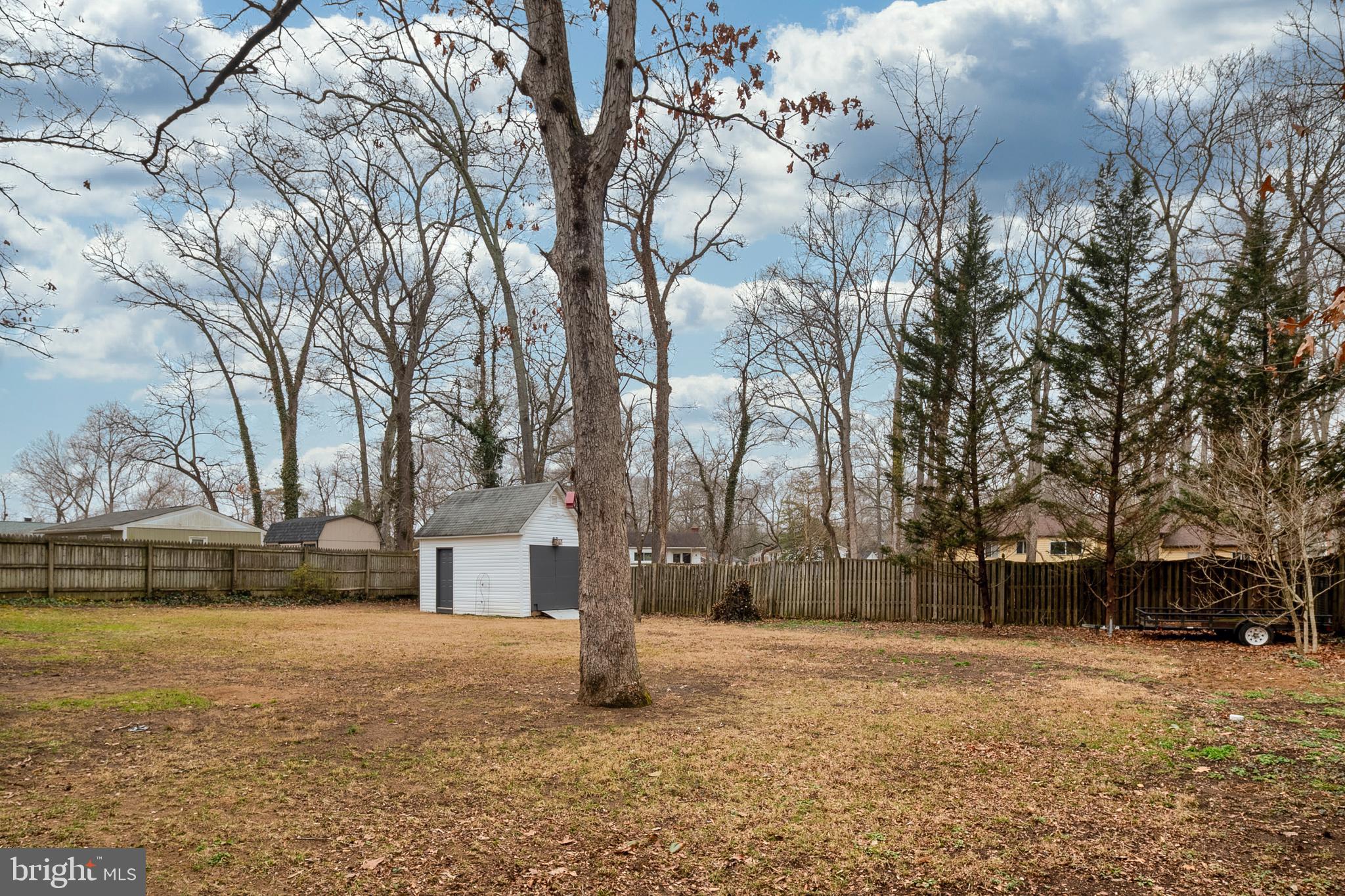 RIVERWOOD - Residential