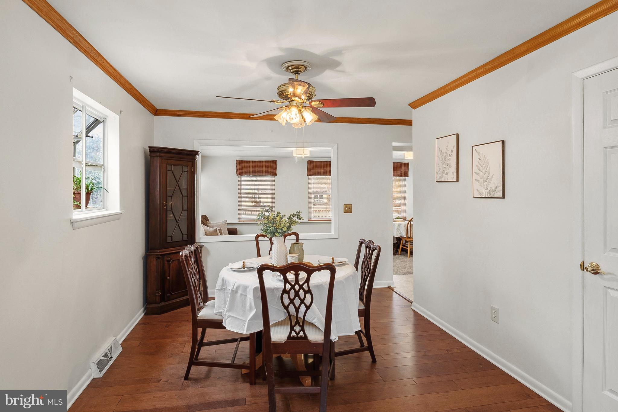 1544 MANOR VIEW ROAD