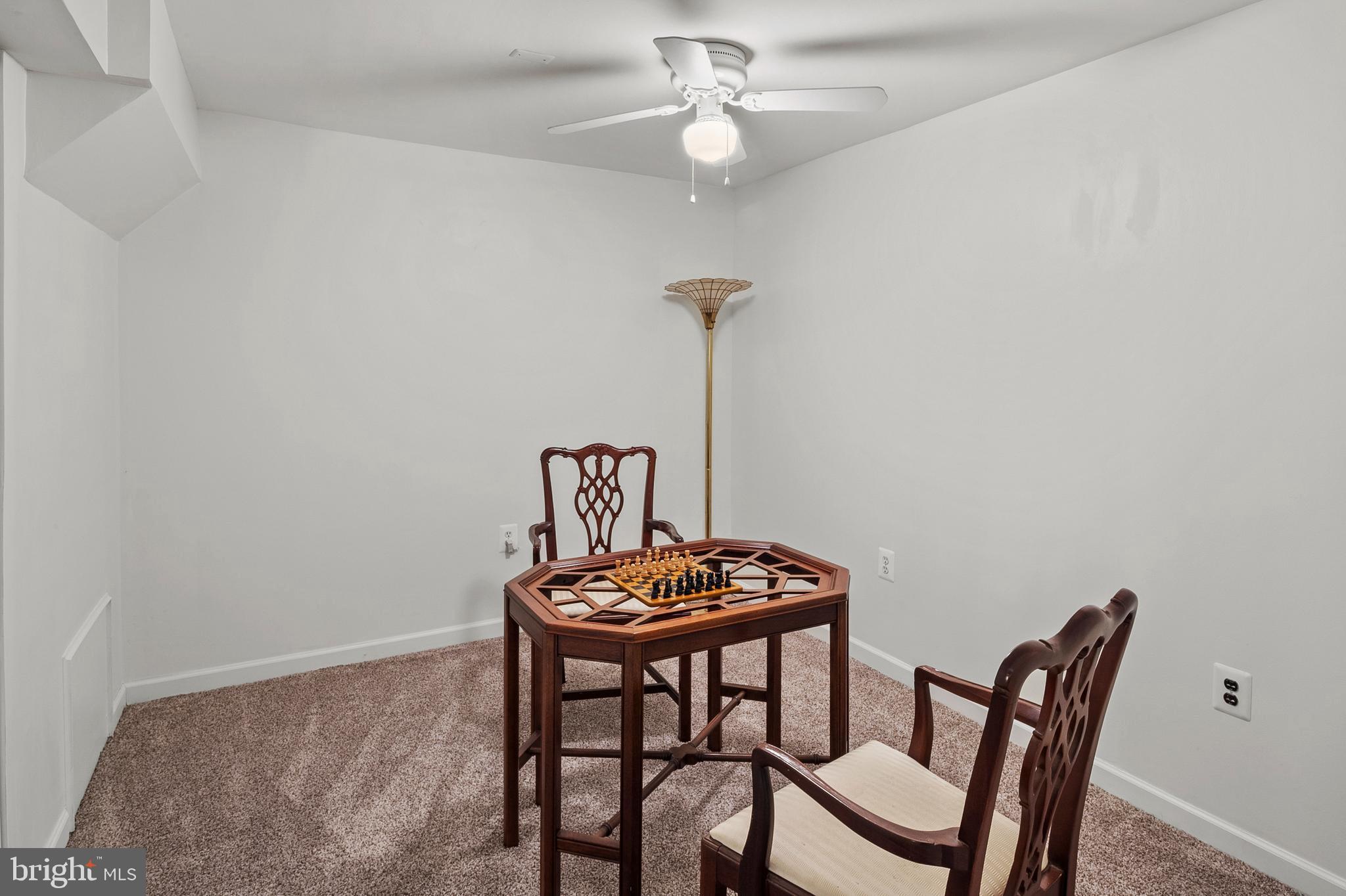 RIVERWOOD - Residential