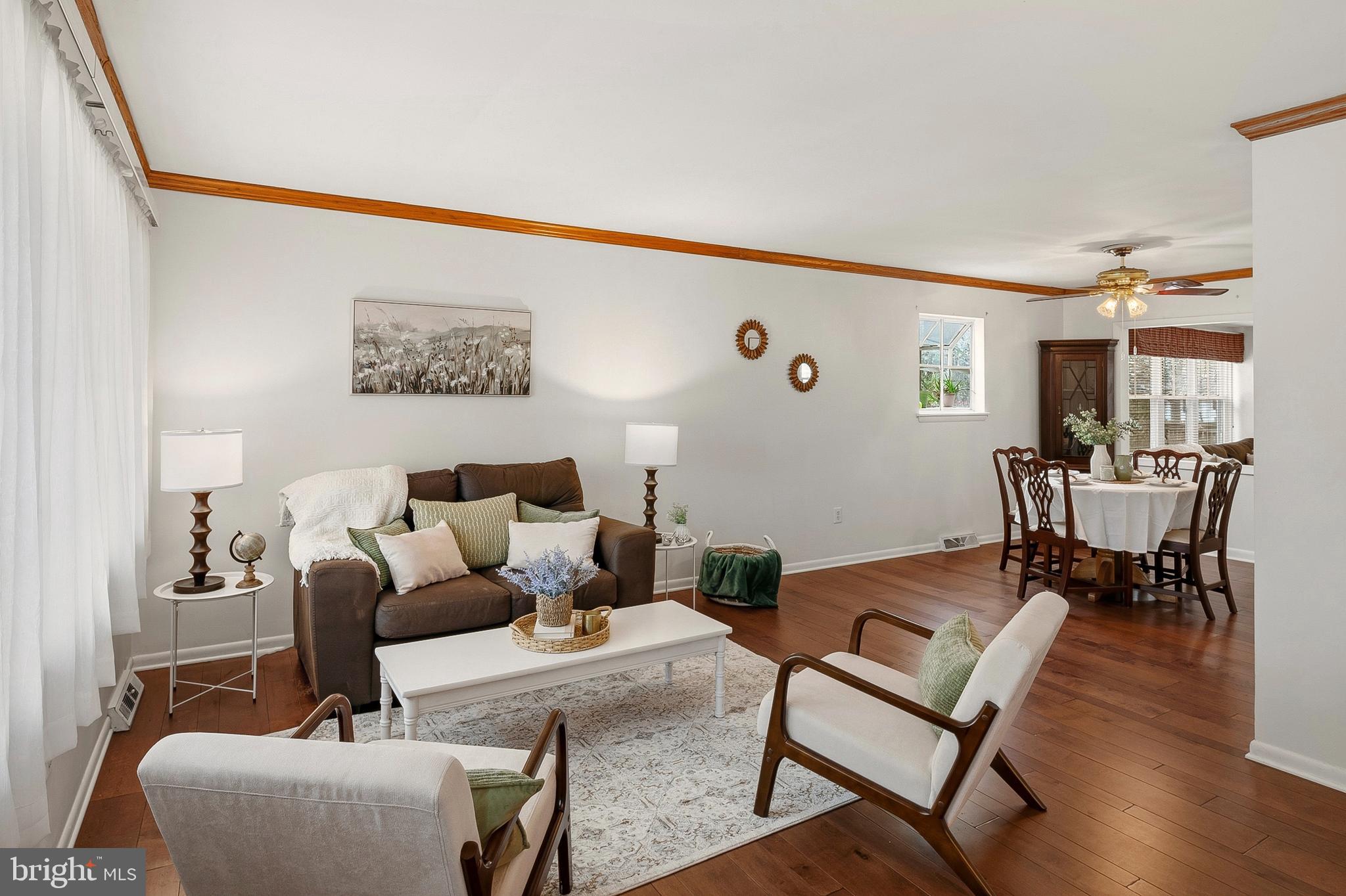 1544 MANOR VIEW ROAD