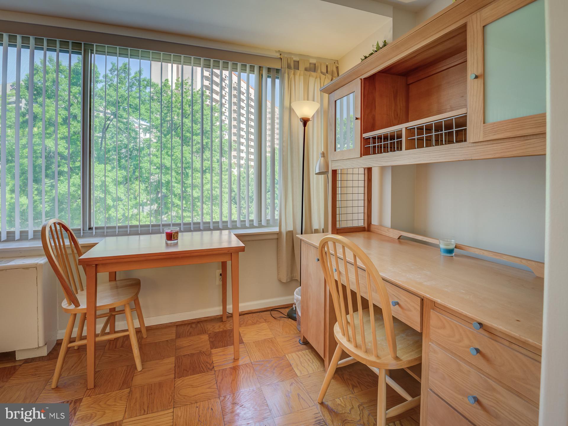 TAFT TOWERS - Residential Lease