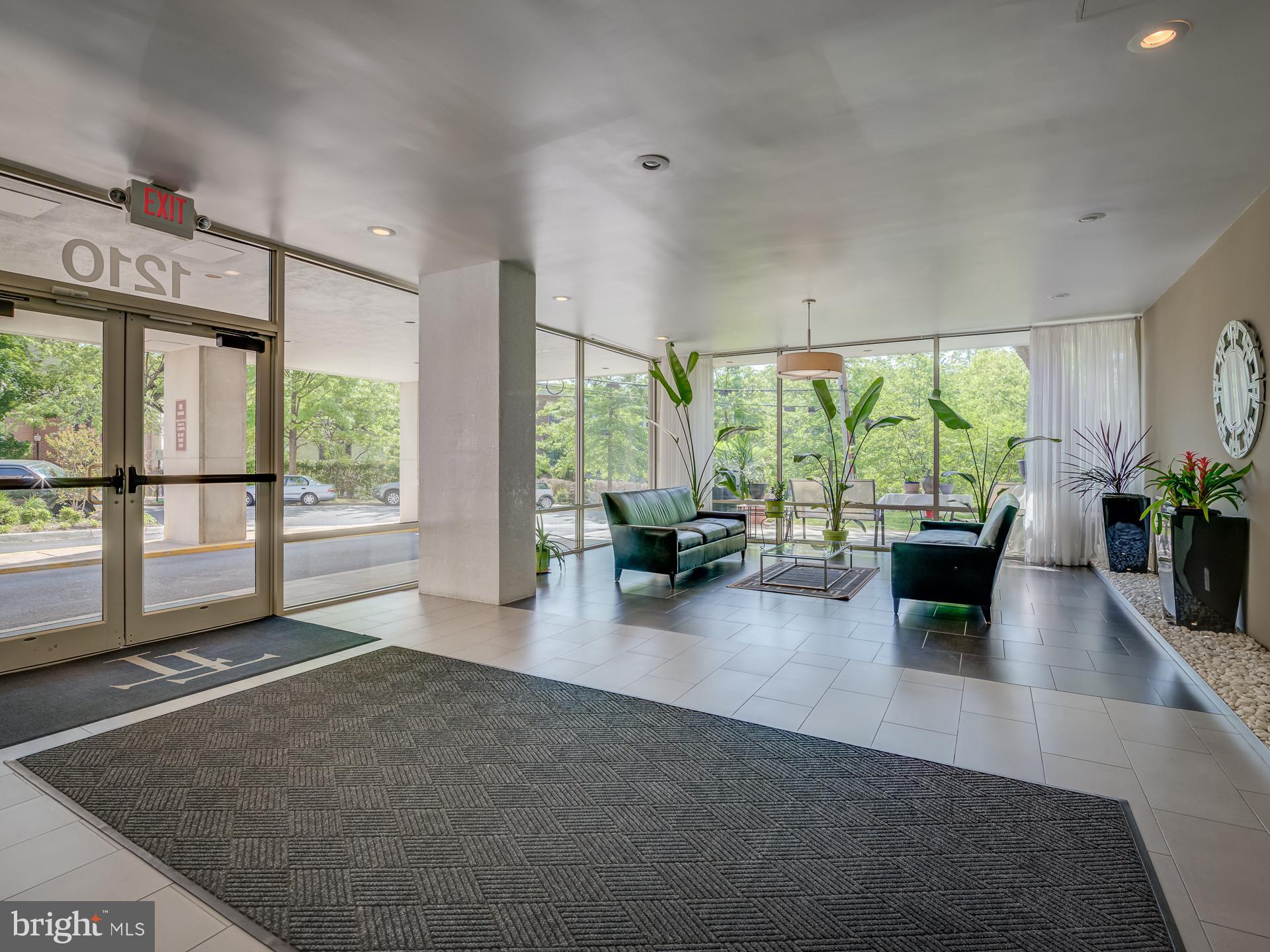 TAFT TOWERS - Residential Lease