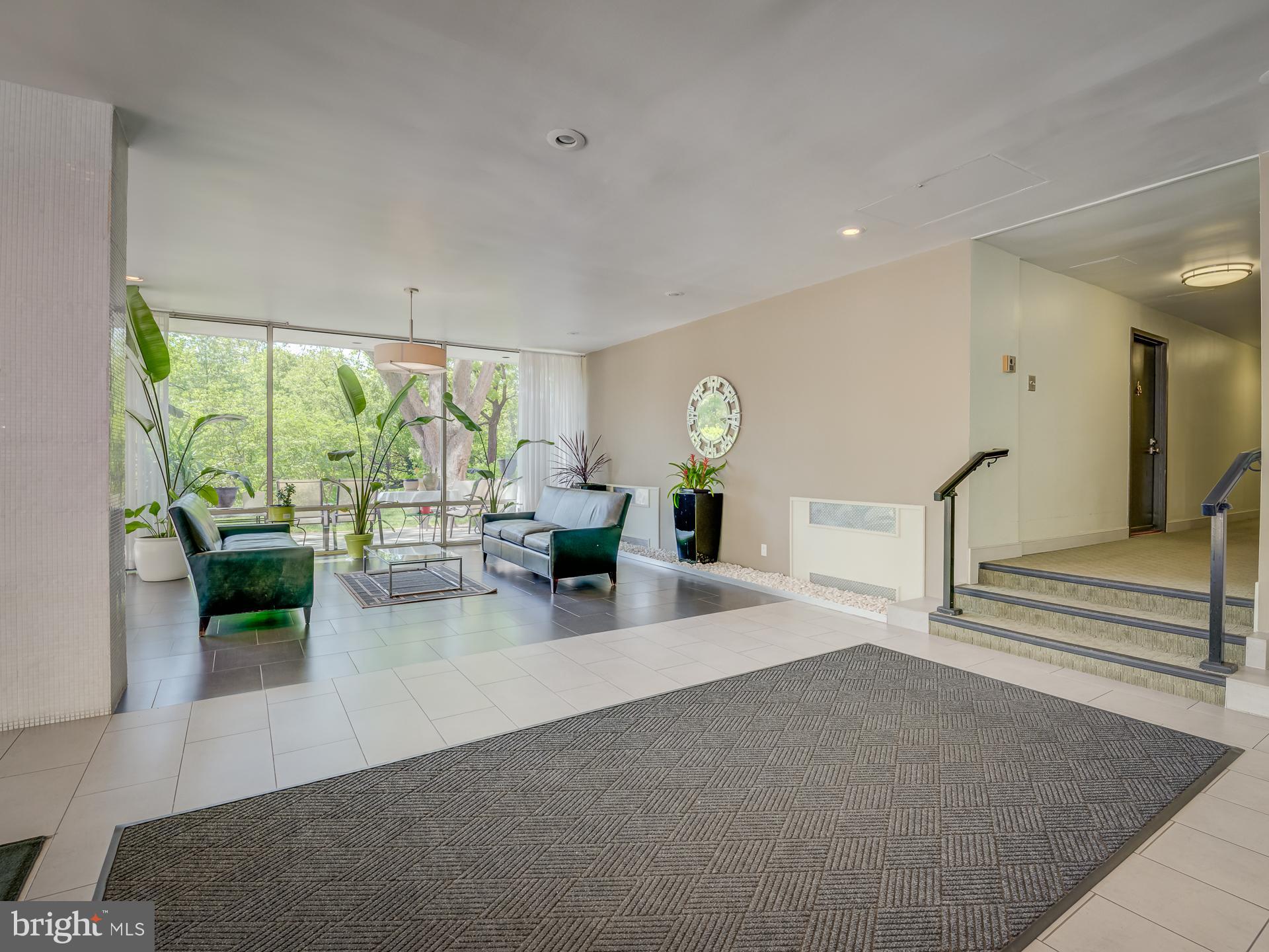 TAFT TOWERS - Residential Lease