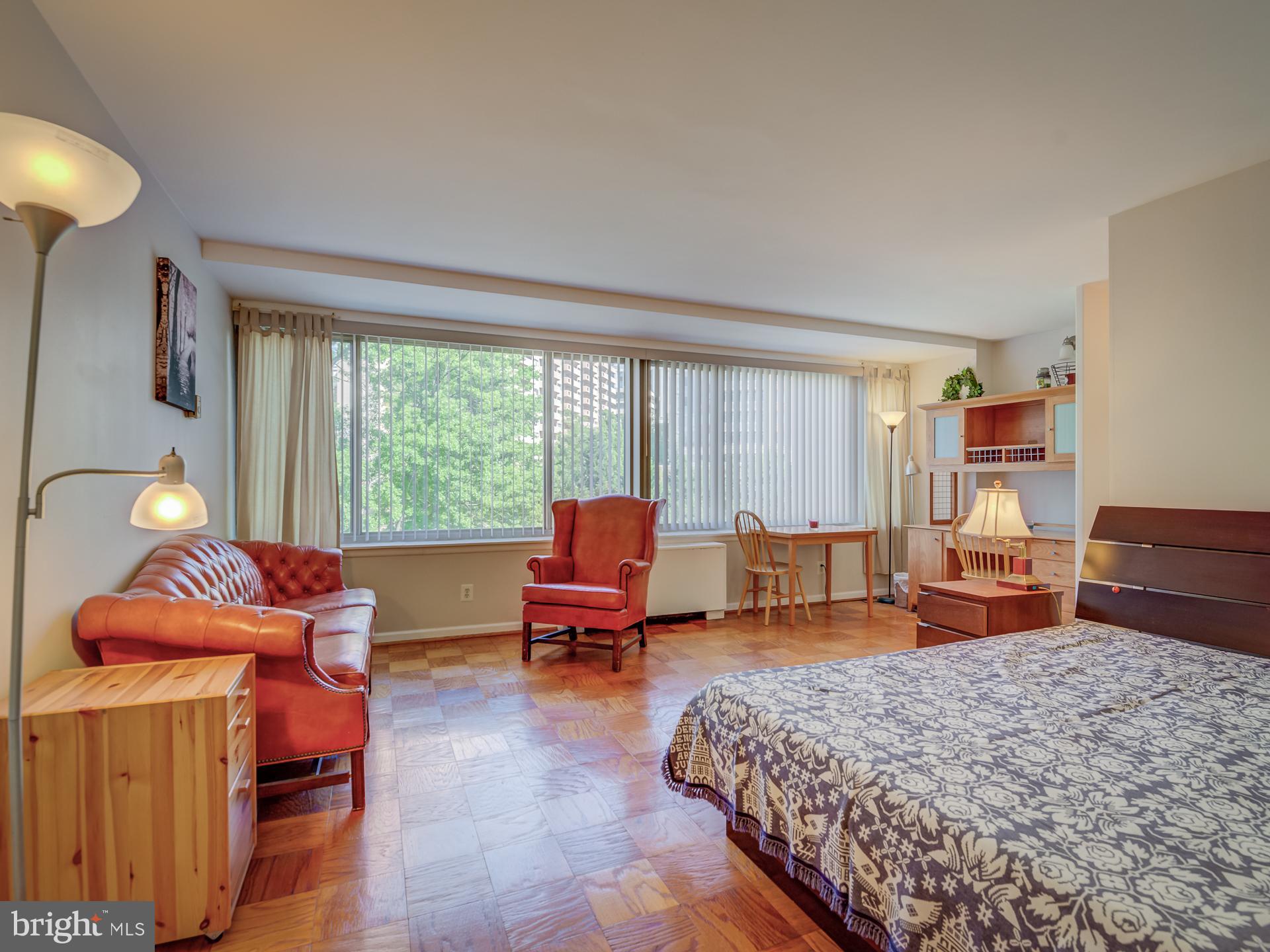 TAFT TOWERS - Residential Lease