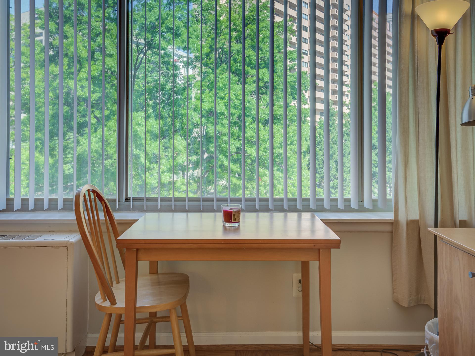 TAFT TOWERS - Residential Lease