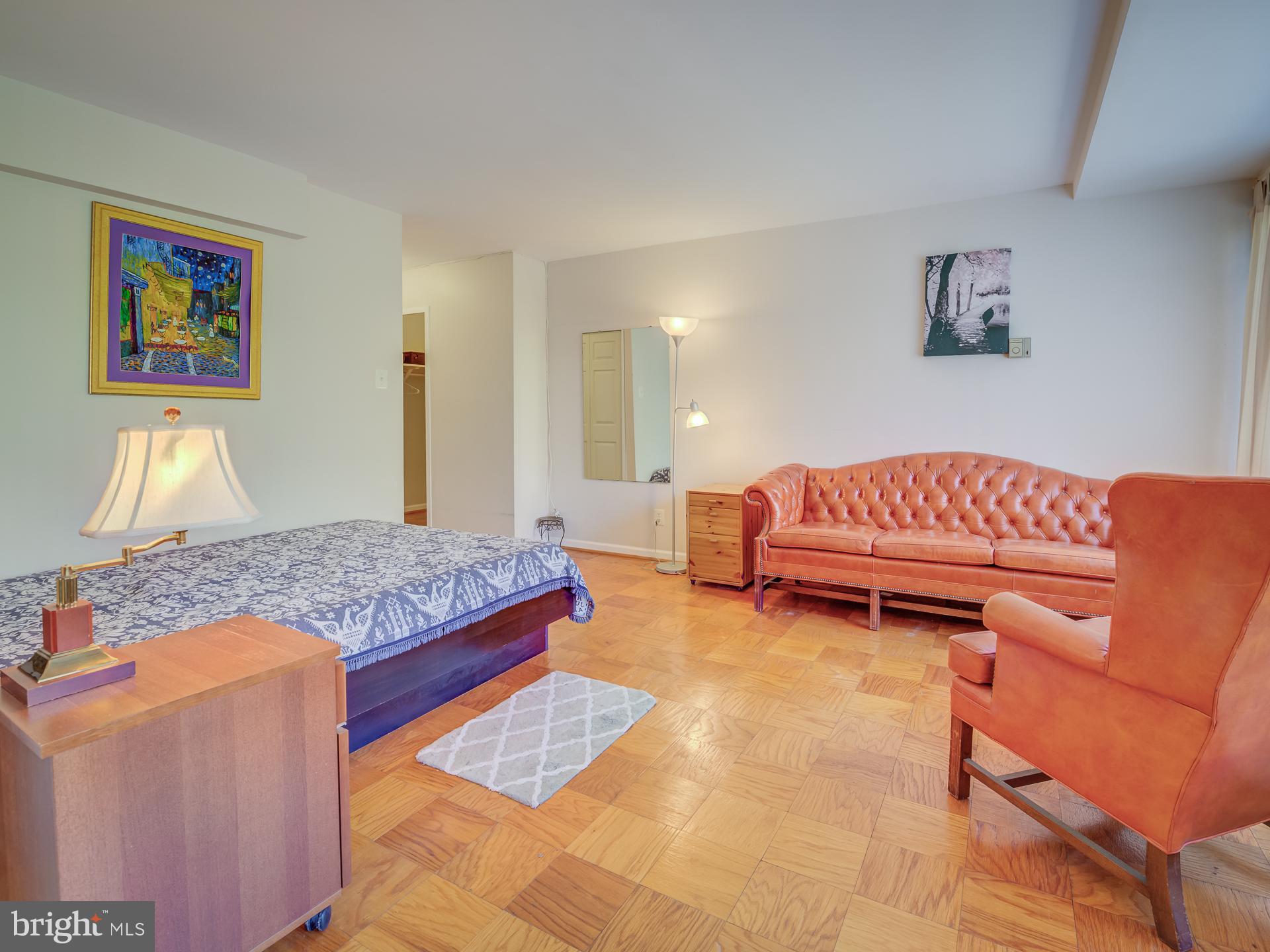 TAFT TOWERS - Residential Lease