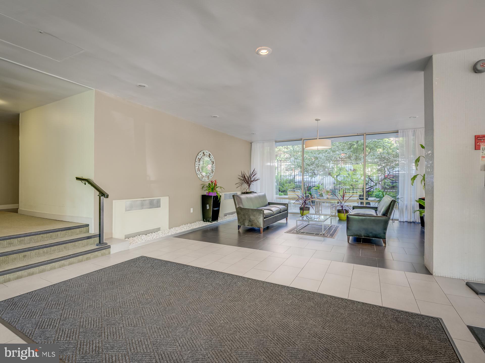 TAFT TOWERS - Residential Lease