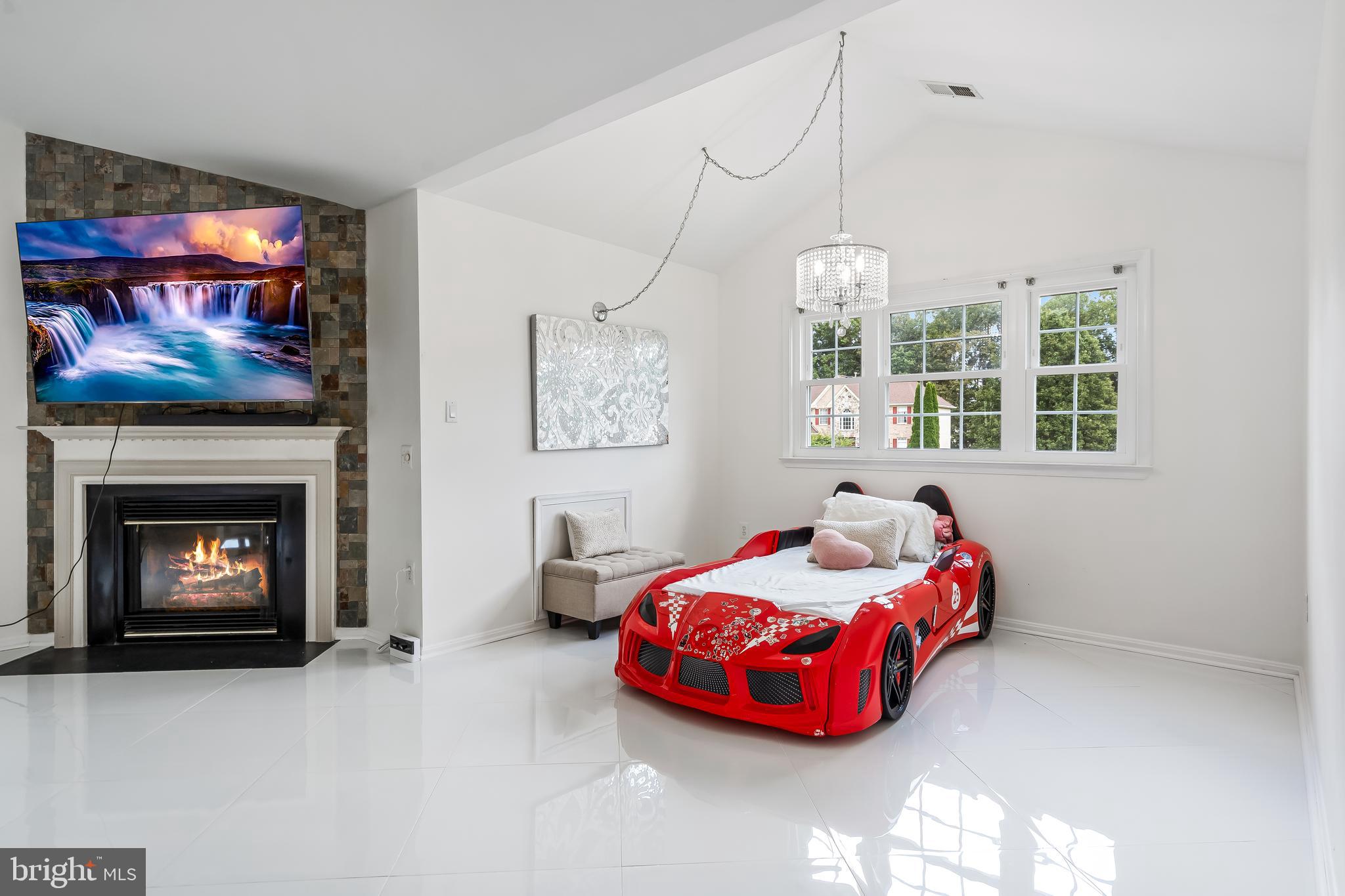 DALE CITY - Residential