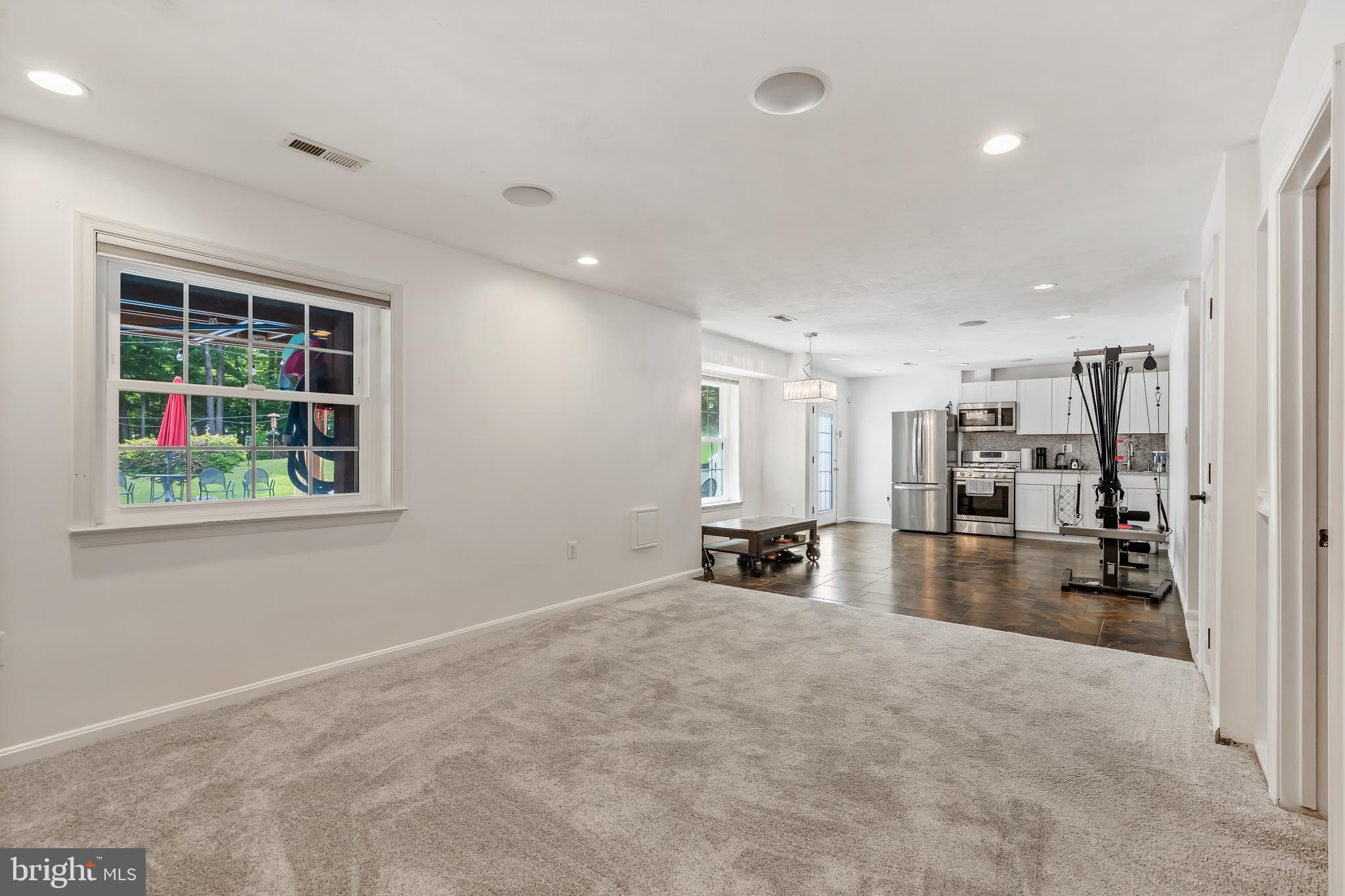 DALE CITY - Residential