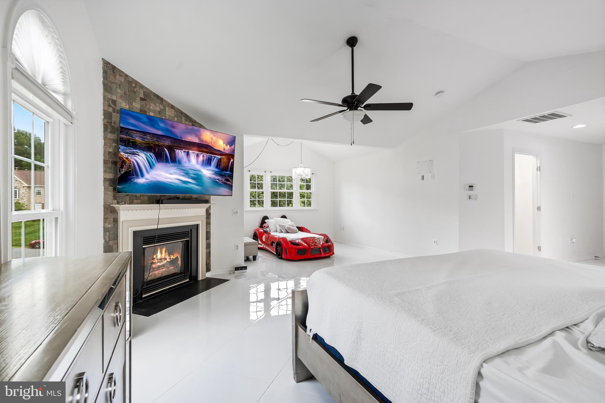 DALE CITY - Residential