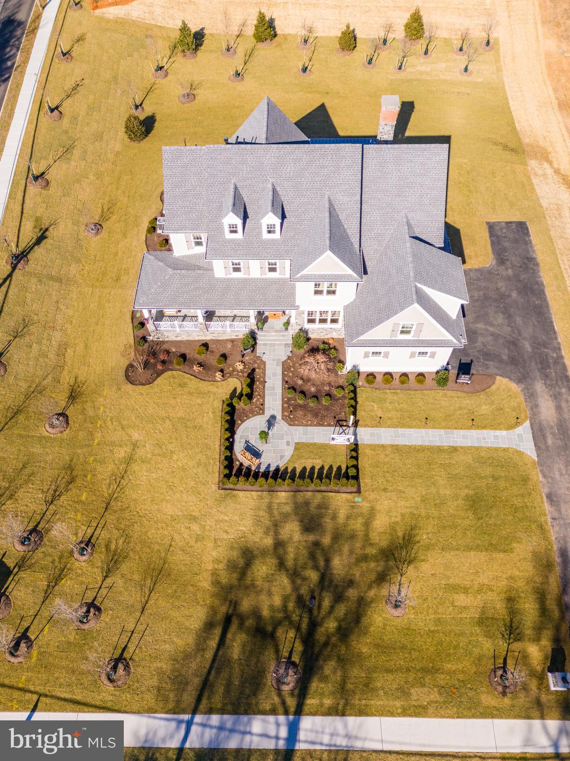5 WALNUT AVE MODEL HOME