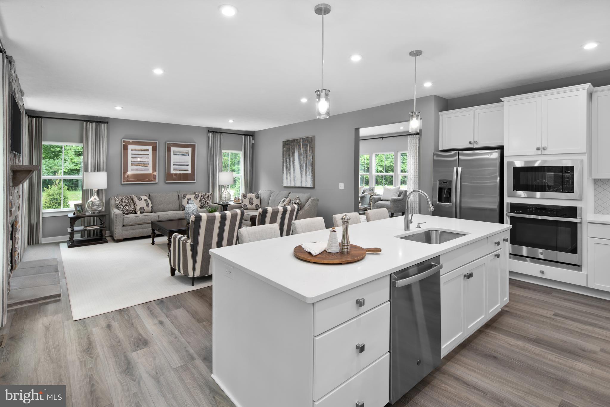 CANTER CREEK - Residential