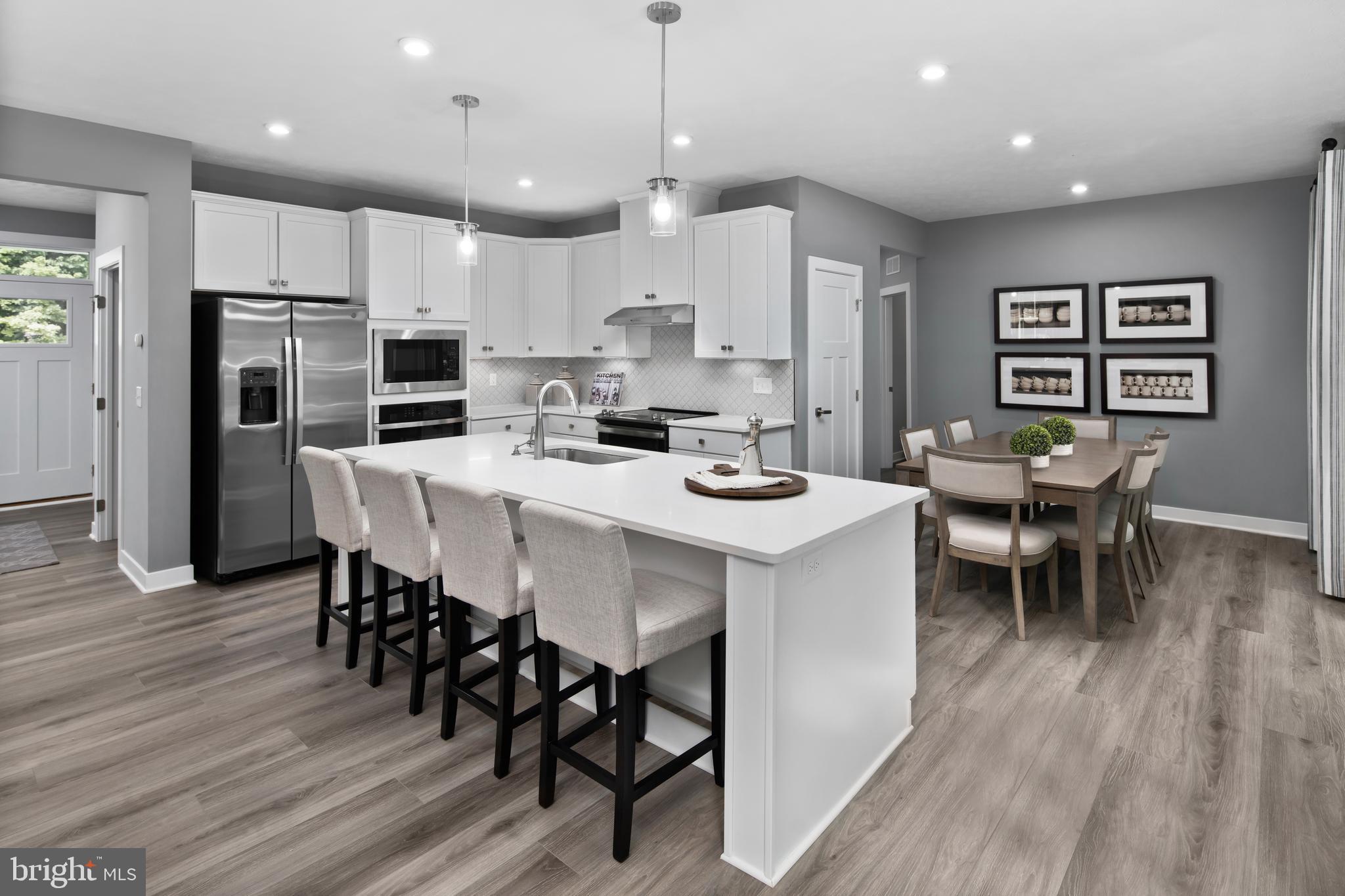 CANTER CREEK - Residential