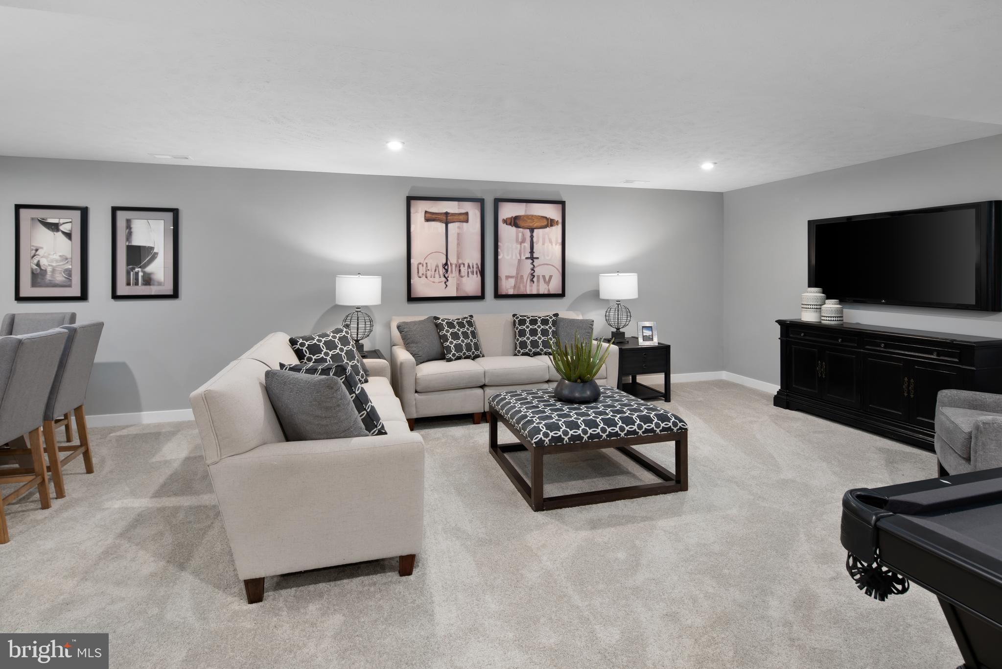 CANTER CREEK - Residential