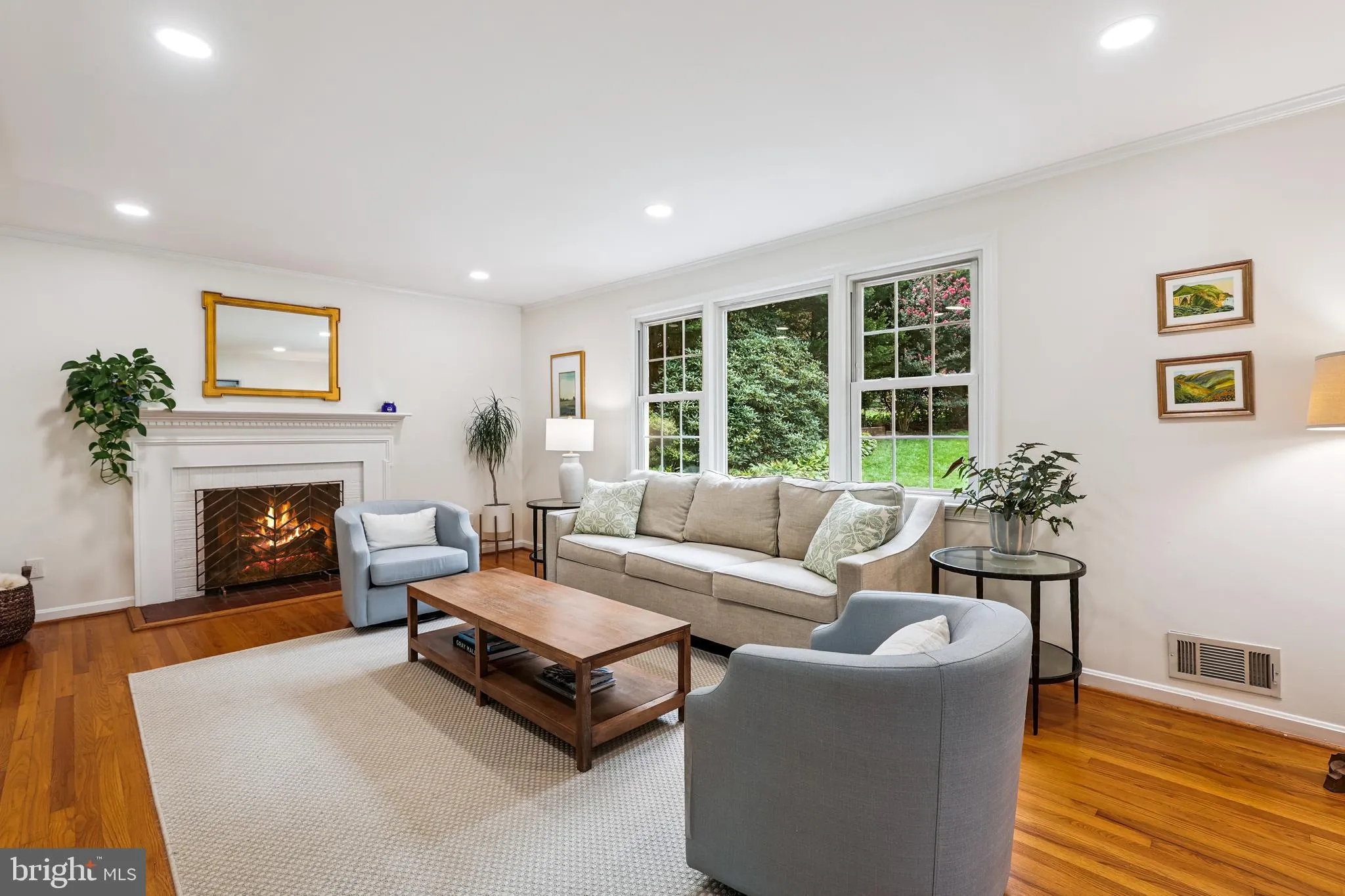 Annandale, Virginia 22003, United States, 4 Bedrooms Bedrooms, ,4 BathroomsBathrooms,Residential,Coming Soon,188412